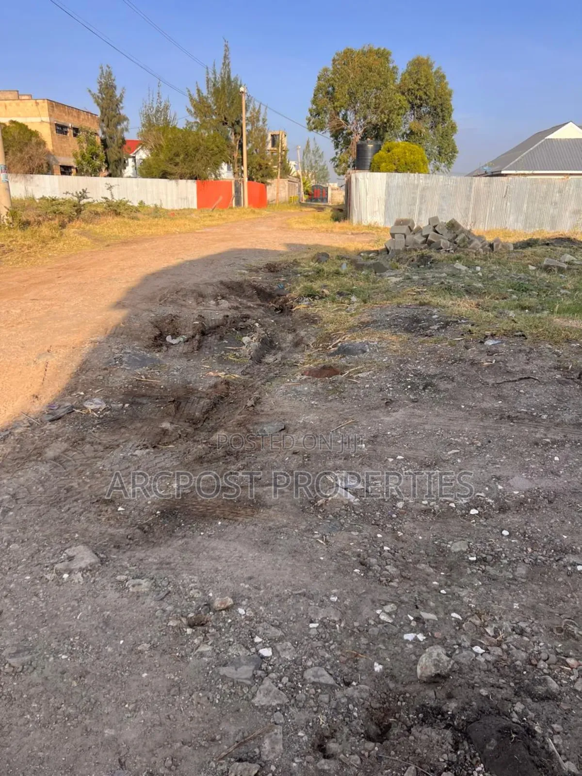 Two 50x100 Plots for Sale in Katani