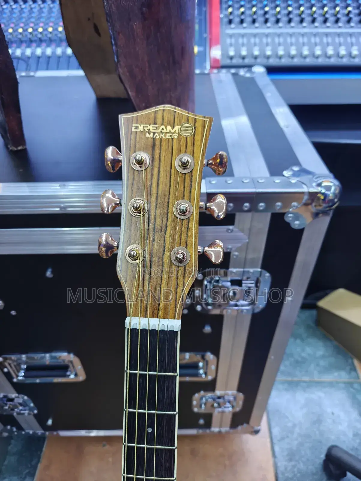Handcrafted Quality Guitar