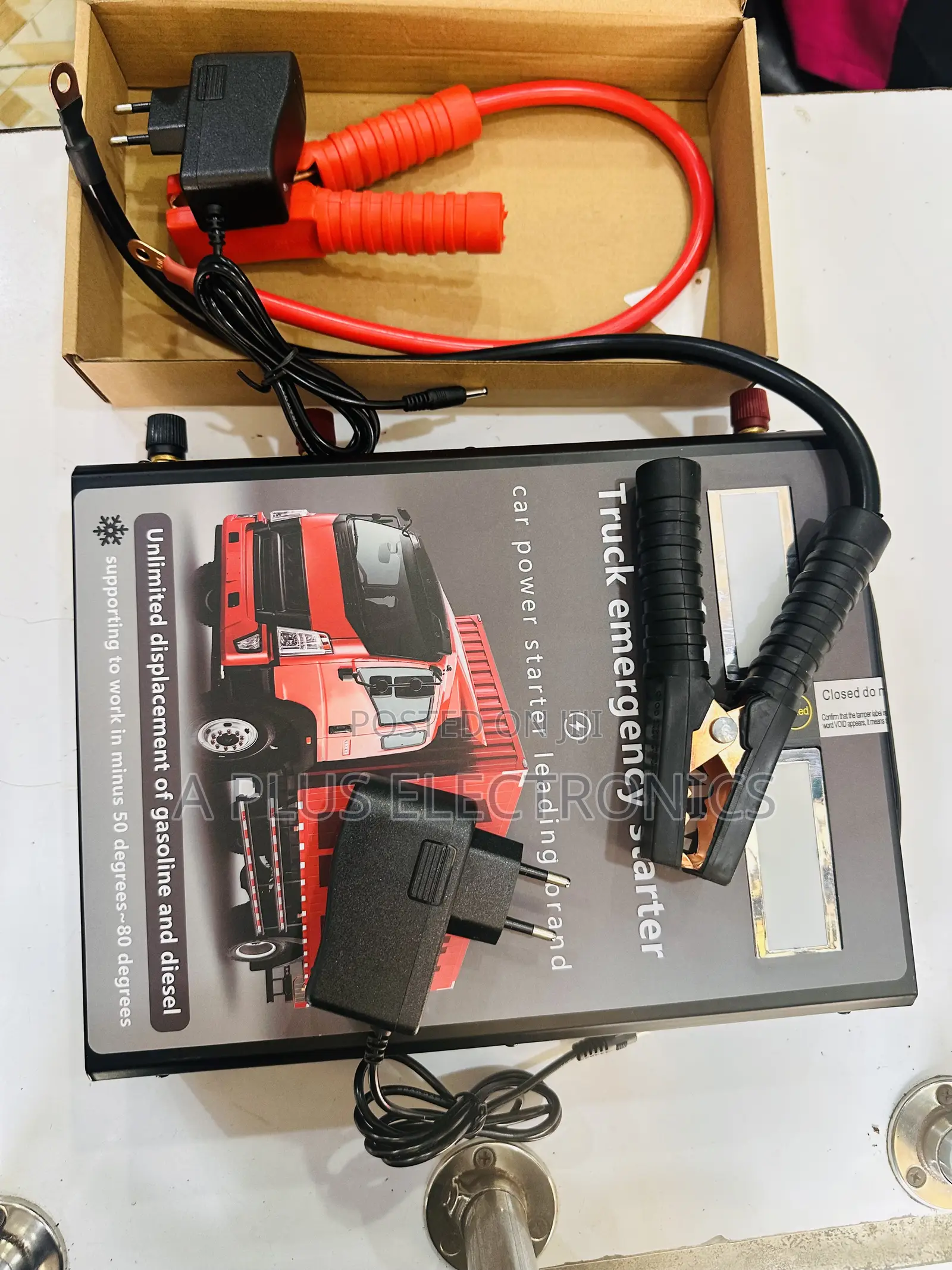 009b 24v / 12v Trucks and Big Cars Jumpstarter –Strong Battery Booster