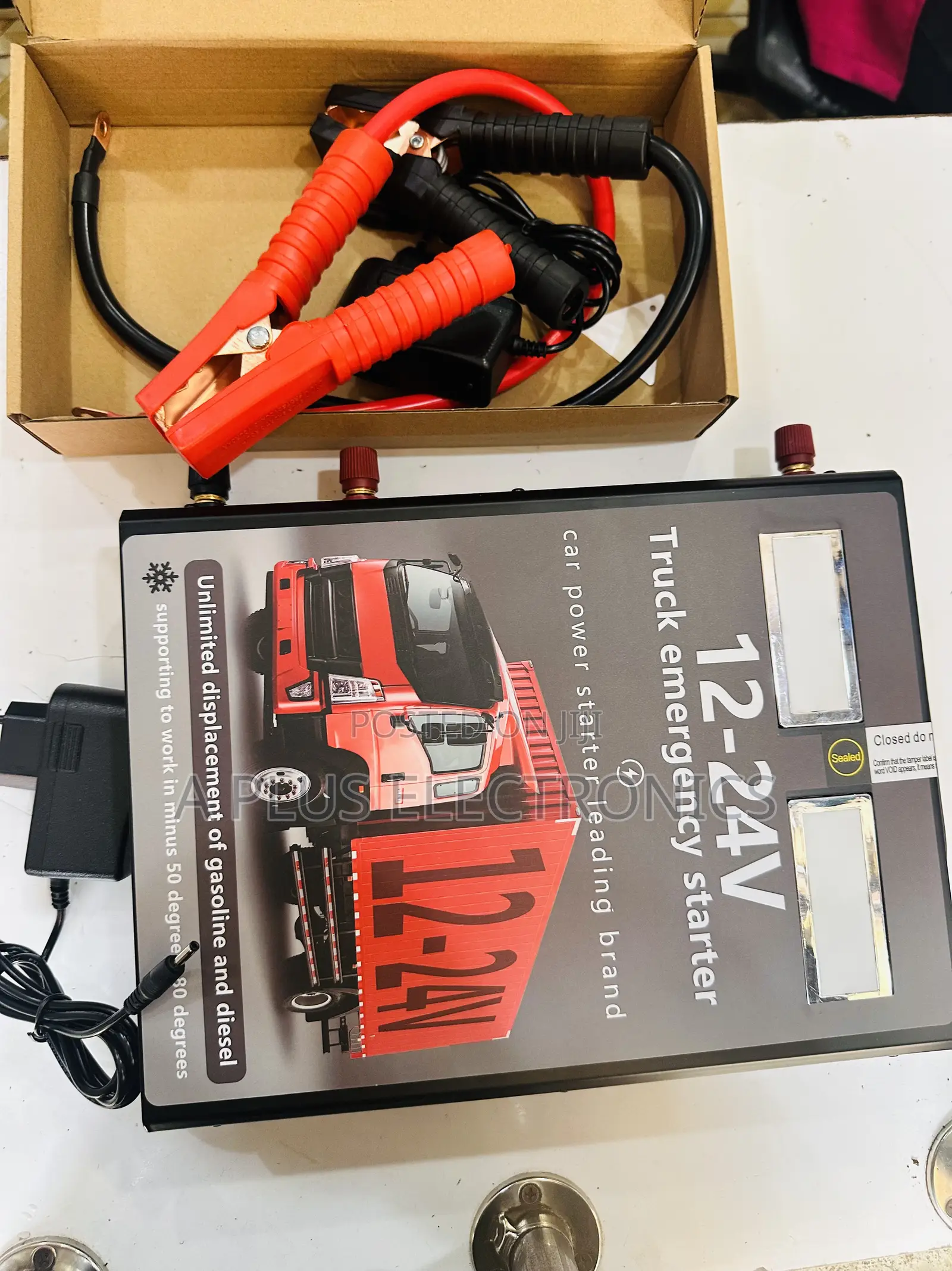 009b 24v / 12v Trucks and Big Cars Jumpstarter – Portable Power