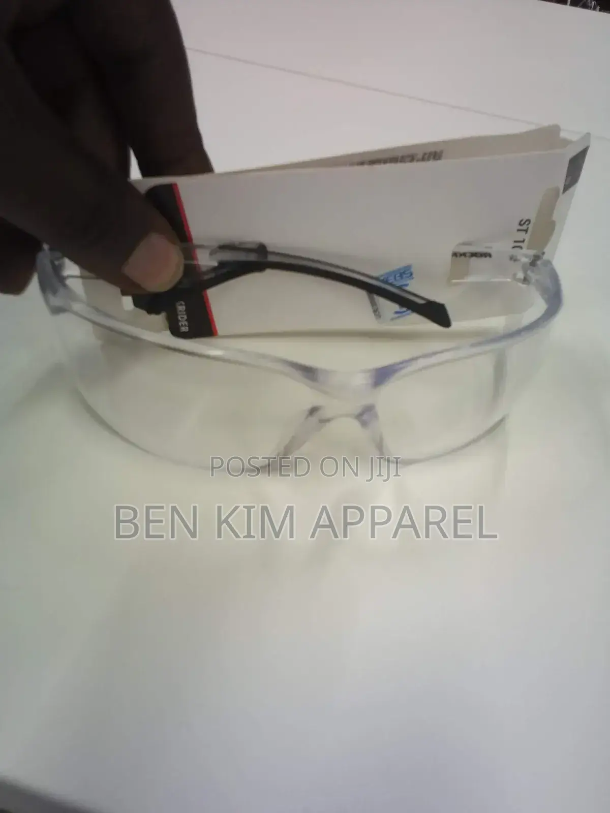 Clear Lense Frameless Sports Glasses 24gms Uv Filtered 100%