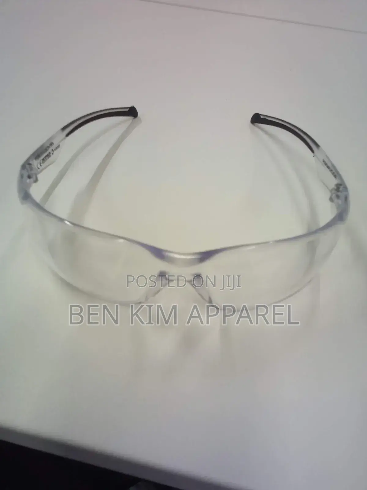 Clear Lense Frameless Sports Glasses 24gms Uv Filtered 100%