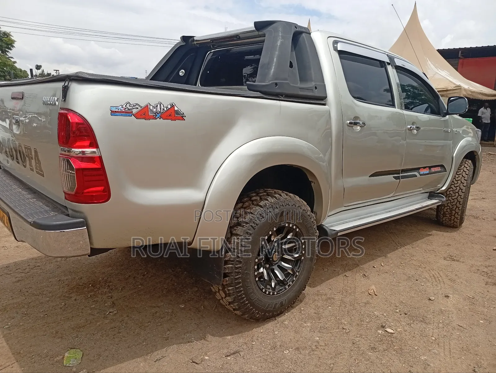Toyota Hilux 2009 Silver