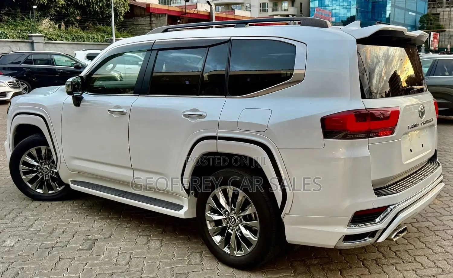 Toyota Land Cruiser Prado 4.0 2022 White