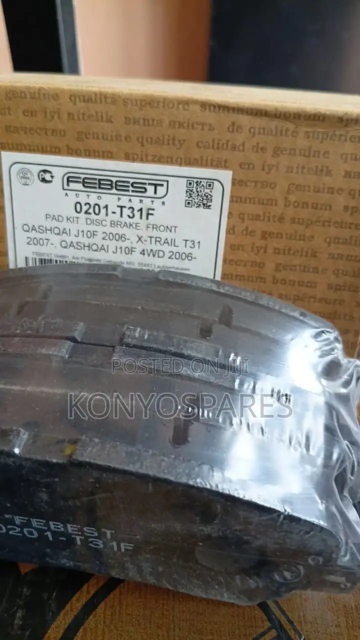 Front Brake Pads Nissan T31