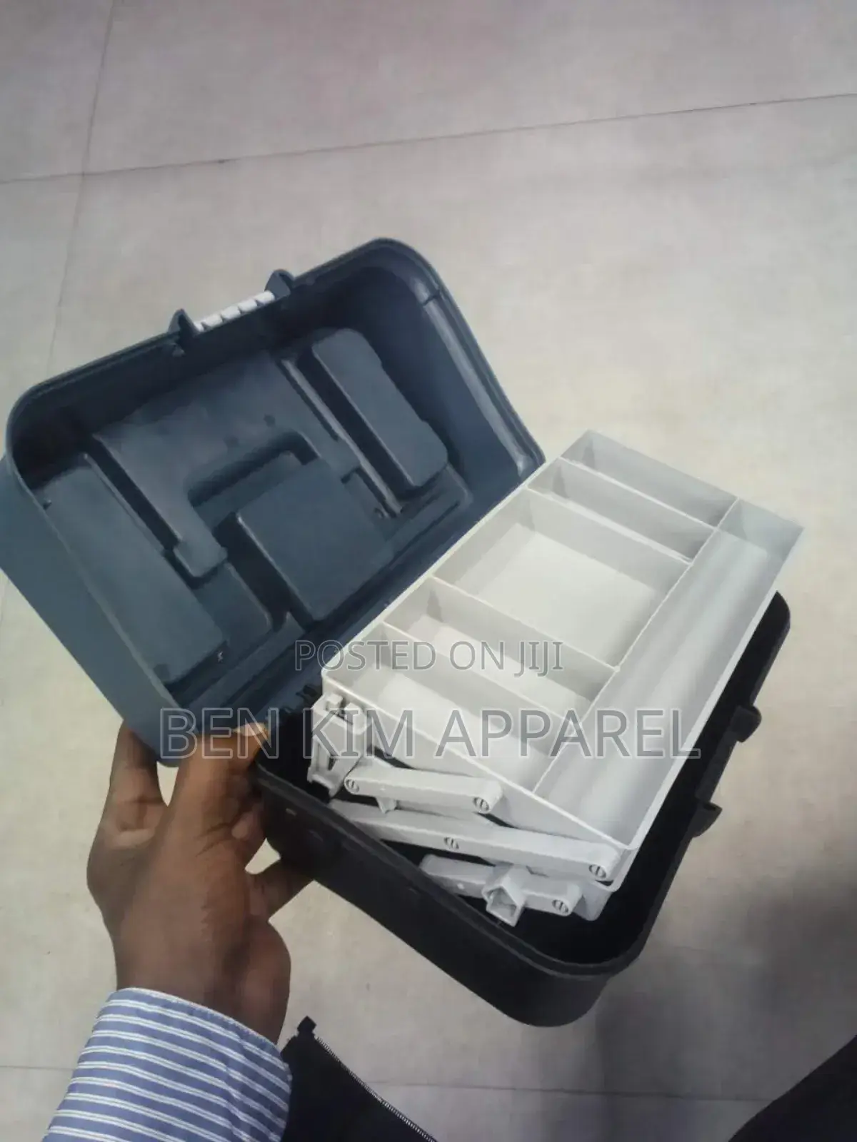 5.3 Litres Fishing And Accessories Box 2 Trays