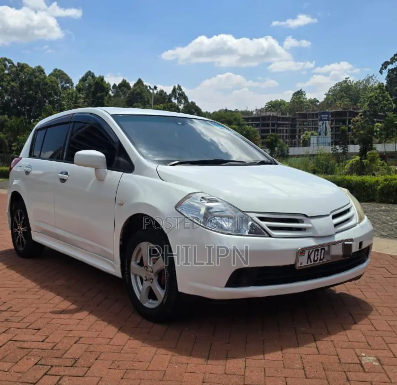 Nissan Tiida 2008 White