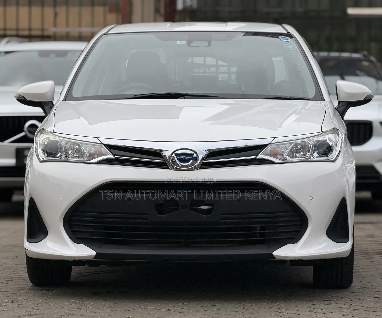 Toyota Axio 1.5 Hybrid 2WD 2018 White