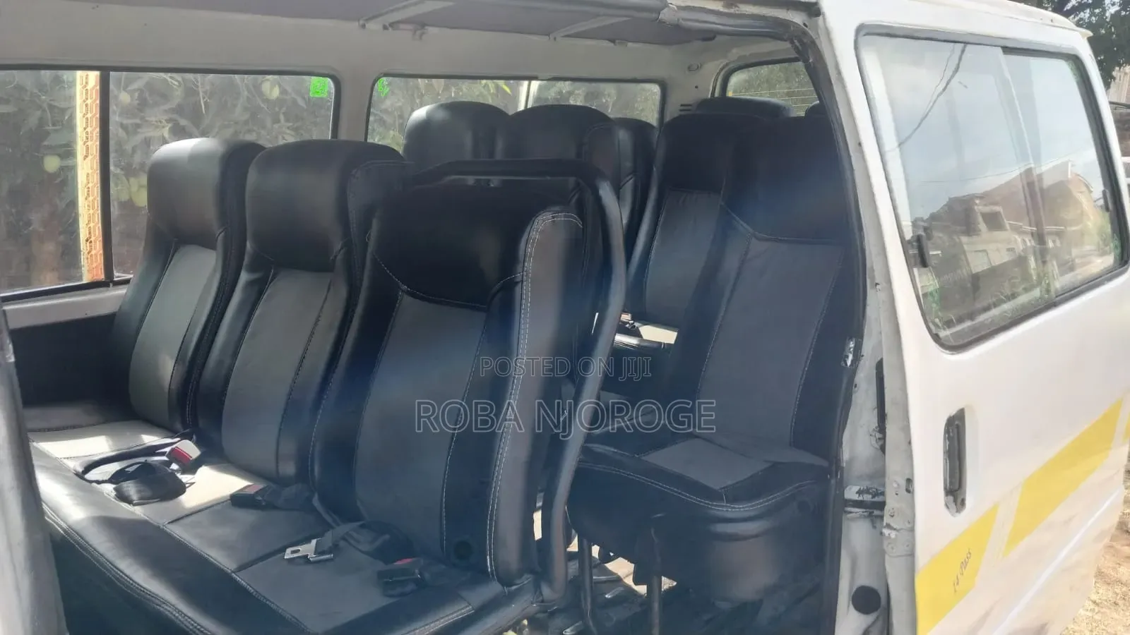 Toyota HiAce 2010 White