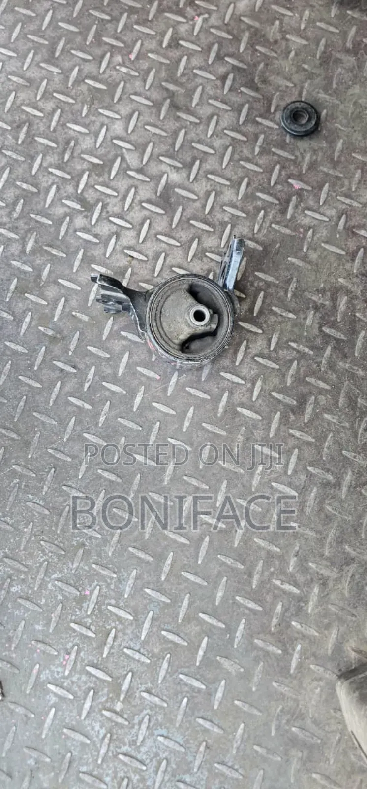 Honda Fit Gearbox Mounting on Sale