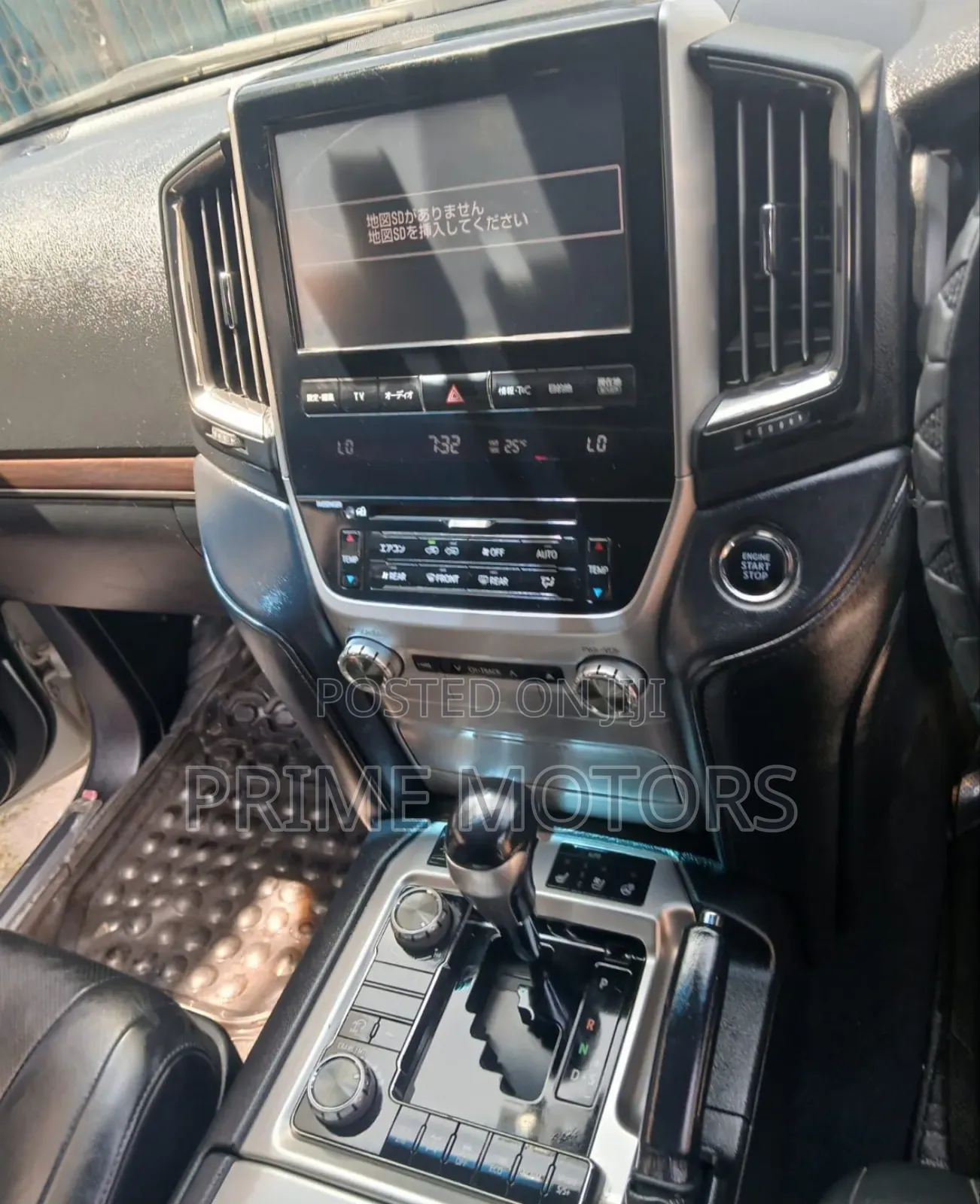 Toyota Land Cruiser 4.6 V8 ZX 2017 White
