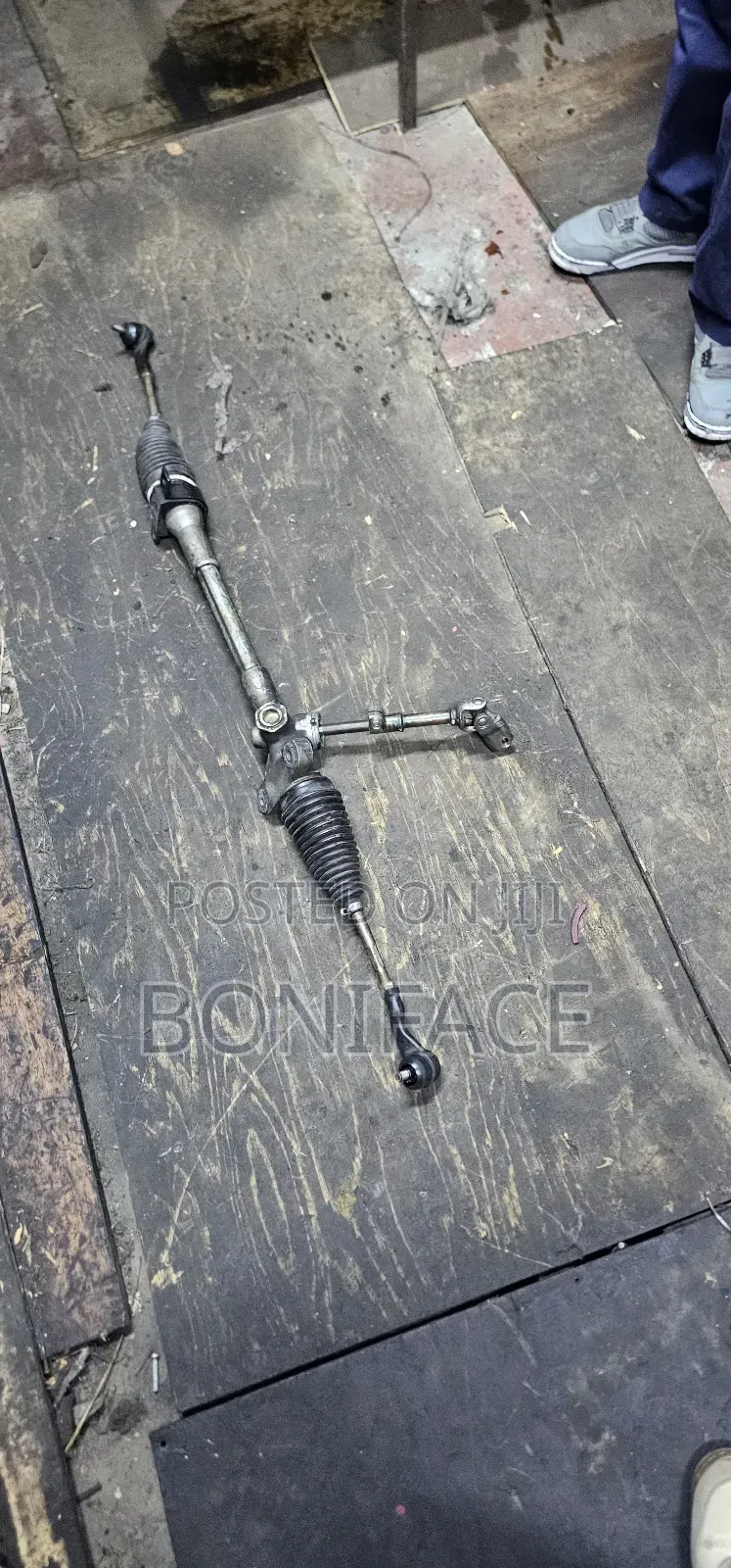Toyota Duet Steering Rack on Sale