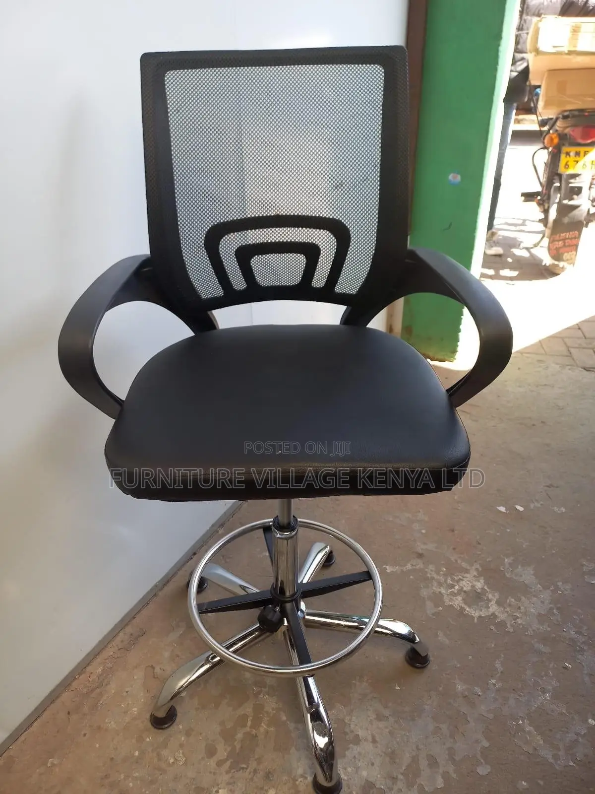 Office Chair; High Counter Cashier Mesh Back Office Seat