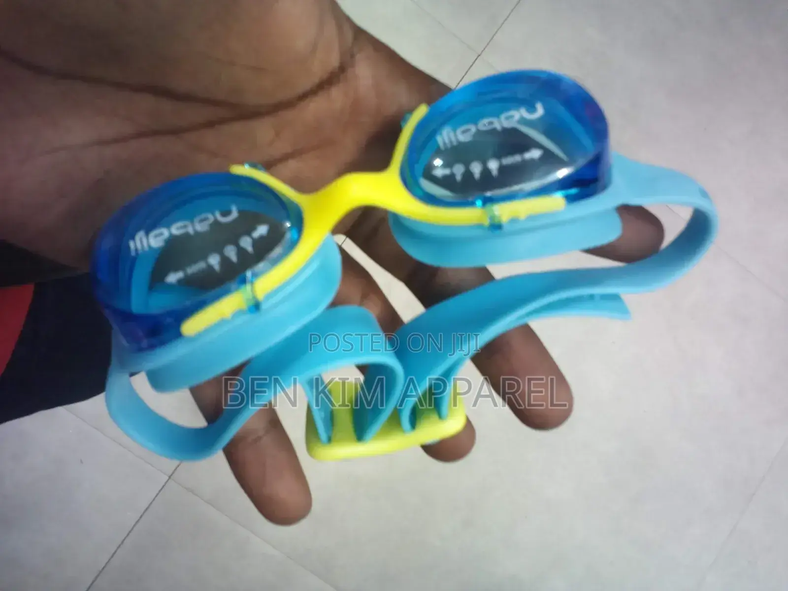 Blue Clear Lense Anti Fogg Treated Adjustable Fit Swimming Googles