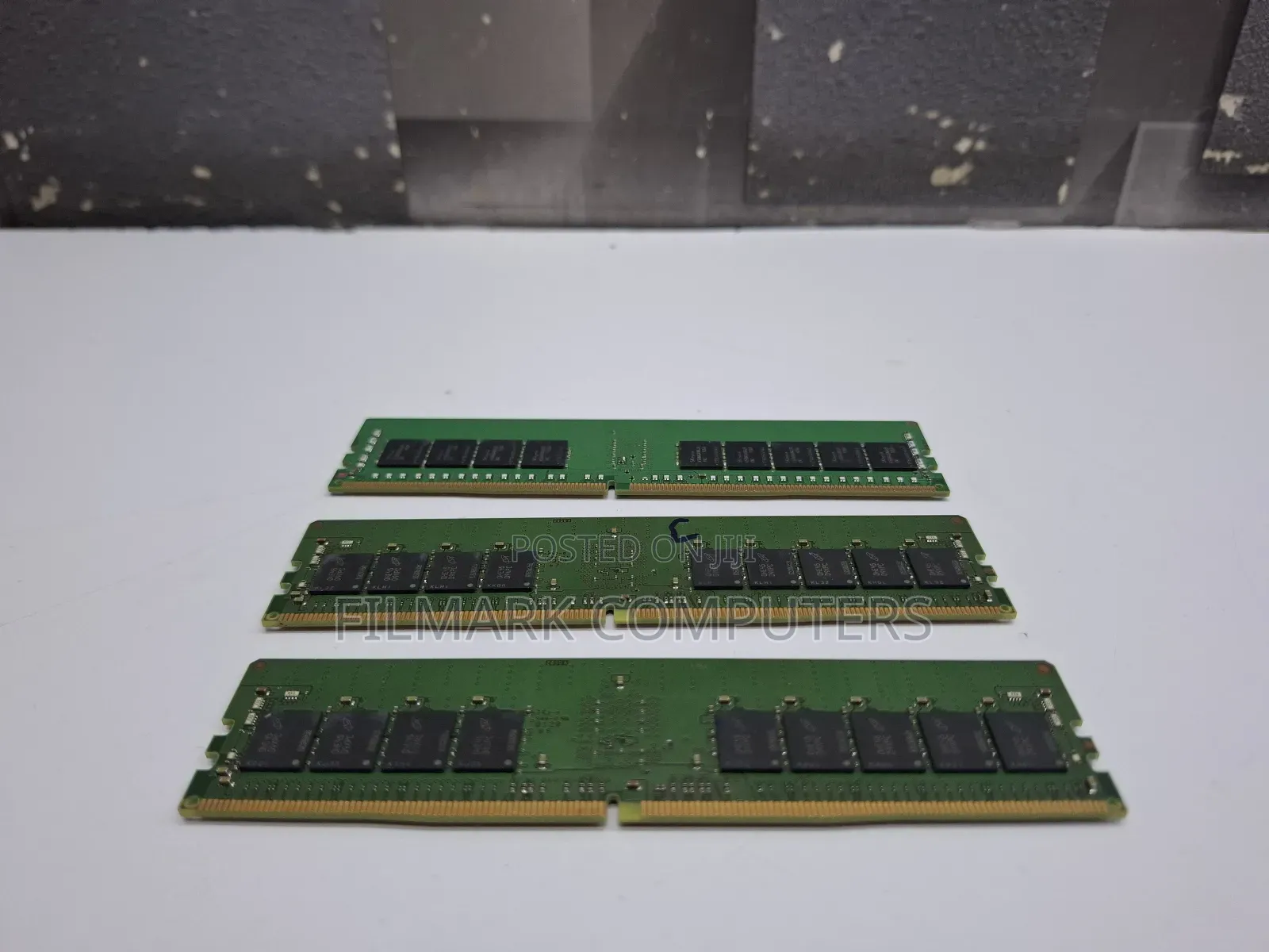 Sk Hynix 32gb 1rx4 Pc4-3200aa-Rc3-12 Server Ram