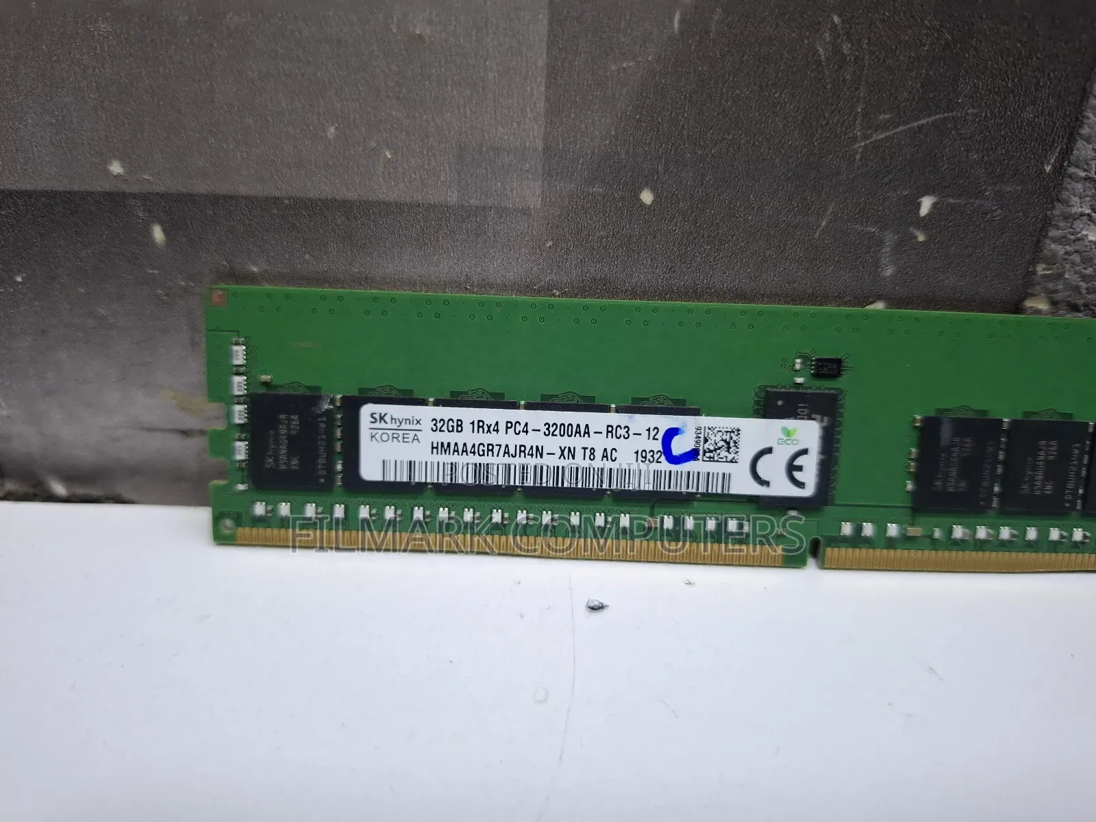 Sk Hynix 32gb 1rx4 Pc4-3200aa-Rc3-12 Server Ram