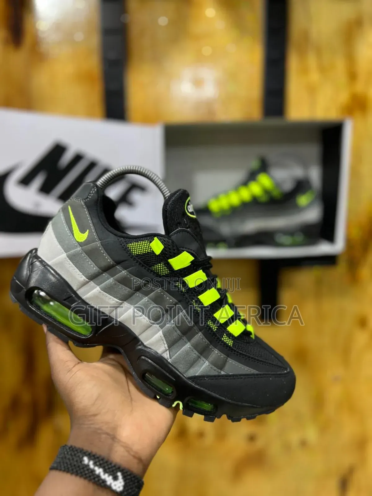 *Nike Airmax-95* Sneakers