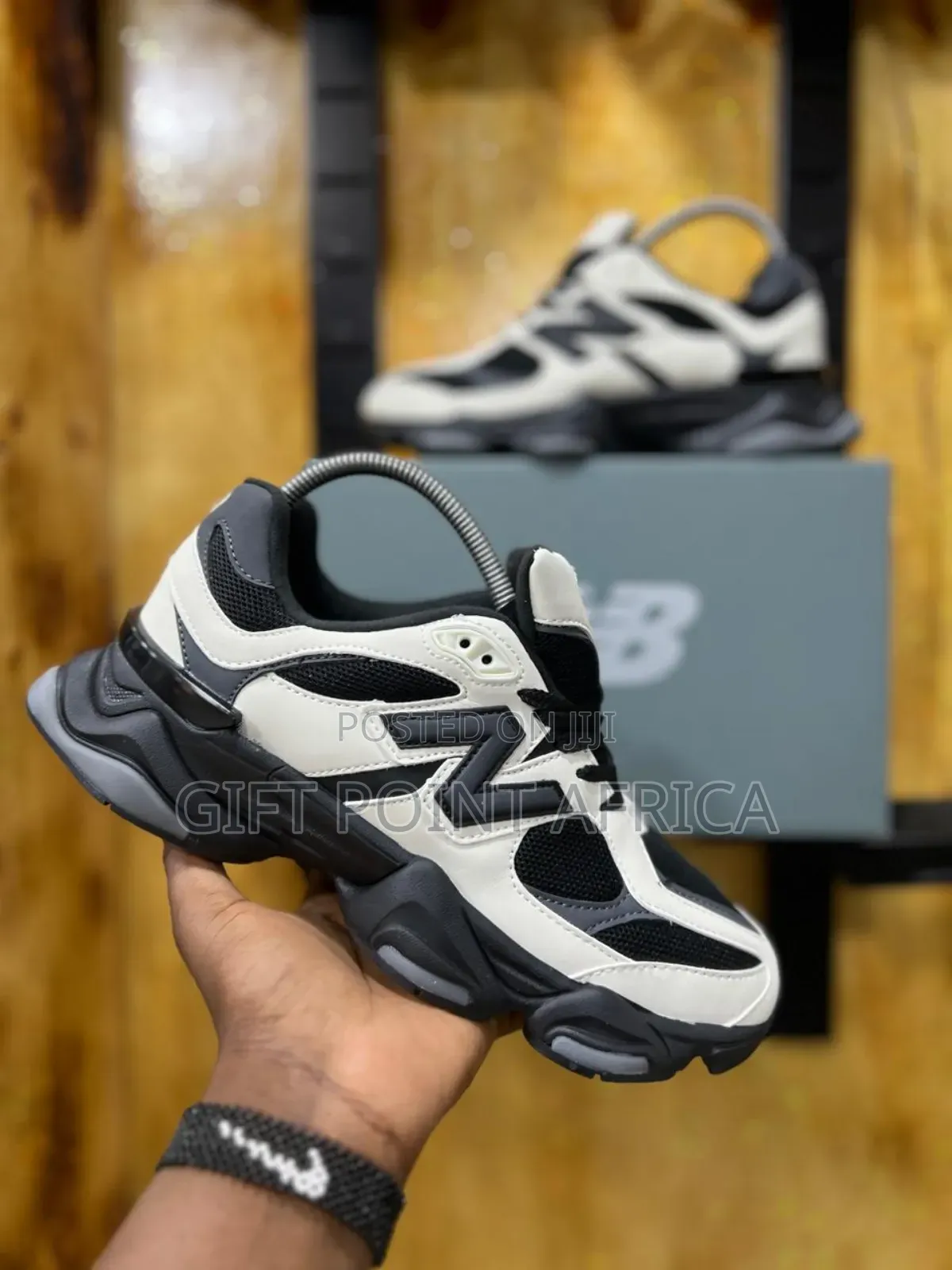 New Balance 9060 Sneakers