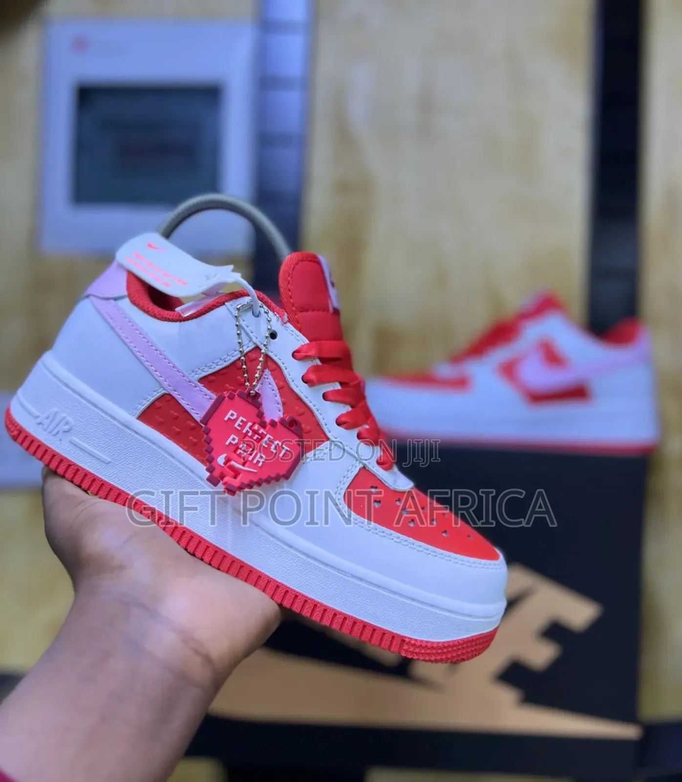*Airforce 1 🌹Perfect Pair* Sneakers