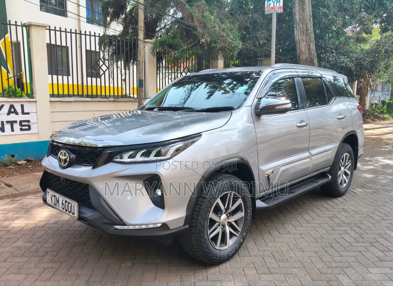 Toyota Fortuner 2016 Silver