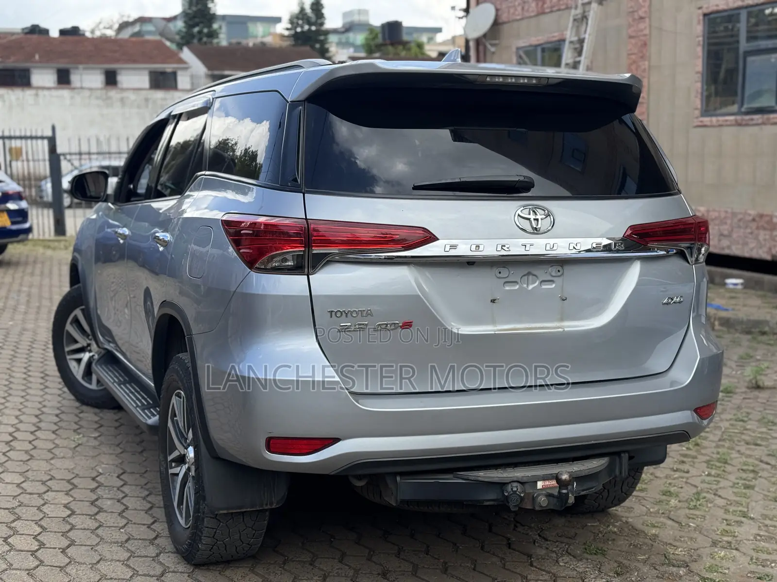 Toyota Fortuner 2017 Silver