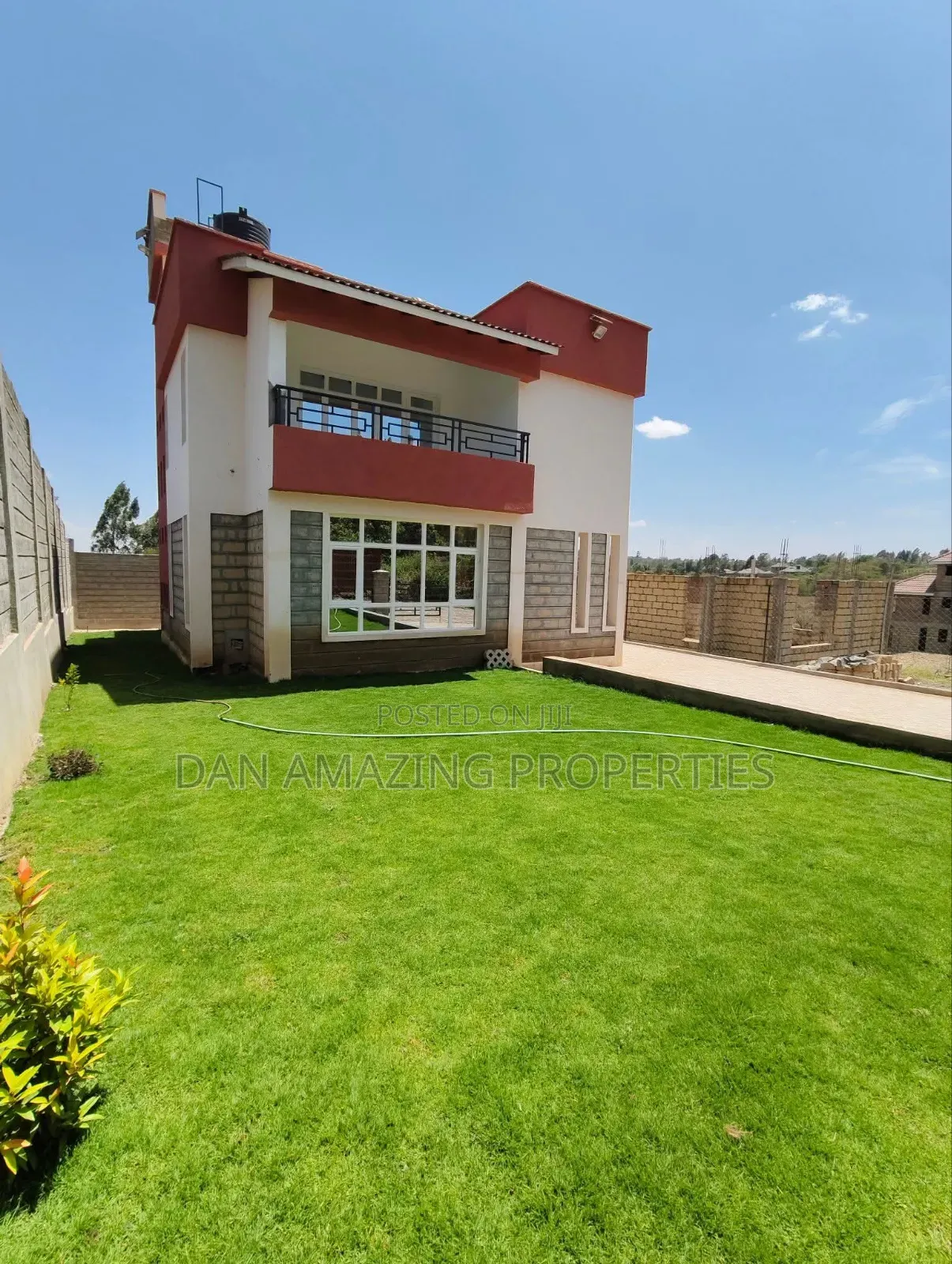 4bdrm Maisonette in Apple Ridge Plus Dsq, Matasia for sale