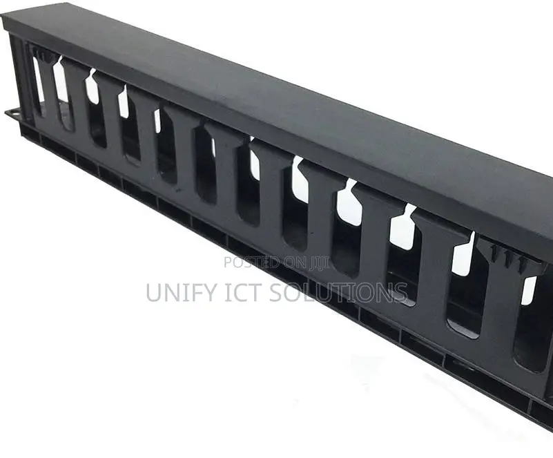 Giganet 1u Cable Manager Closed