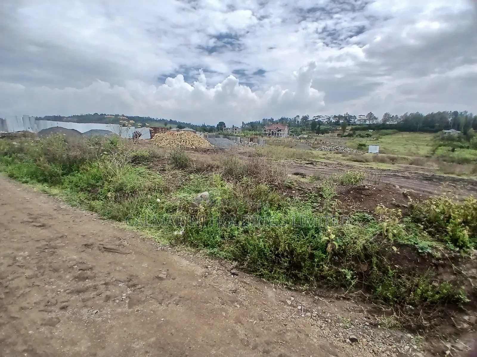 Prime 1/8 Acre in Upper Matasia for Sale Touching Access Road