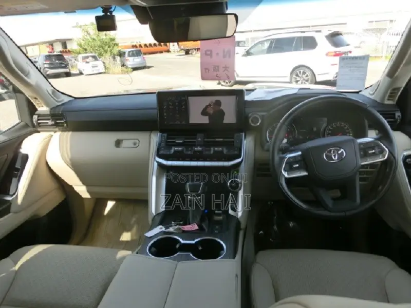 Toyota Land Cruiser LC300 2023 Brown