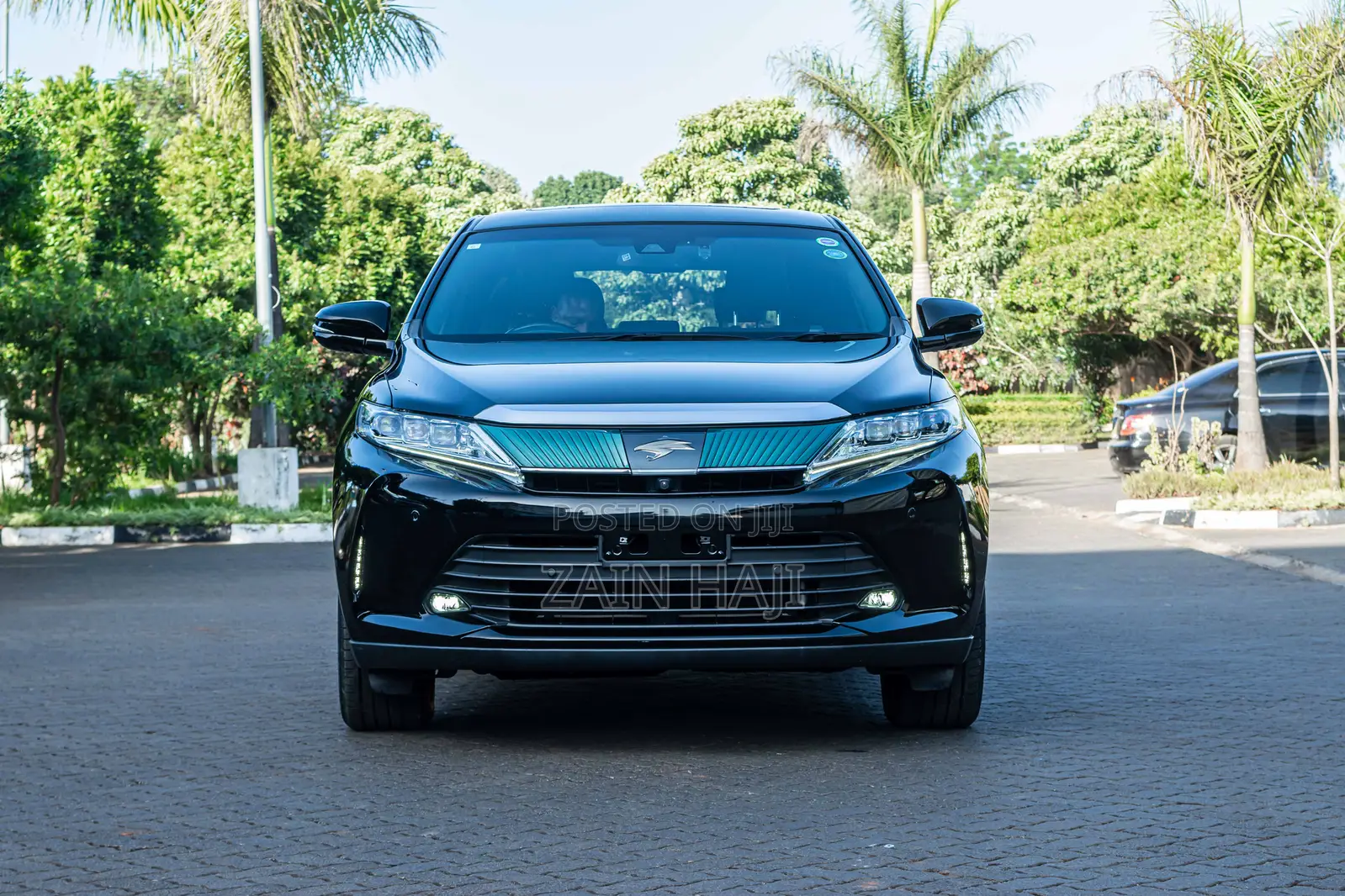 Toyota Harrier 2019