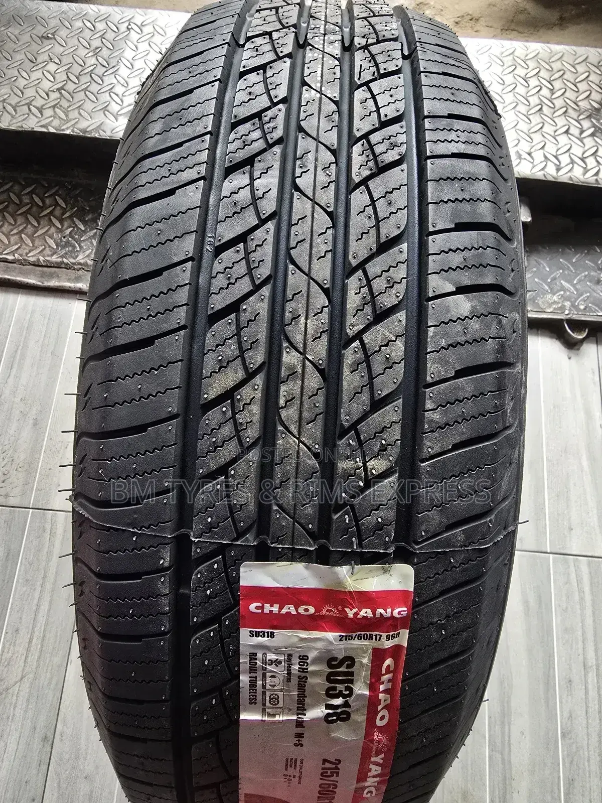 215 /60 R17 Chaoyang Tyres (Highway).
