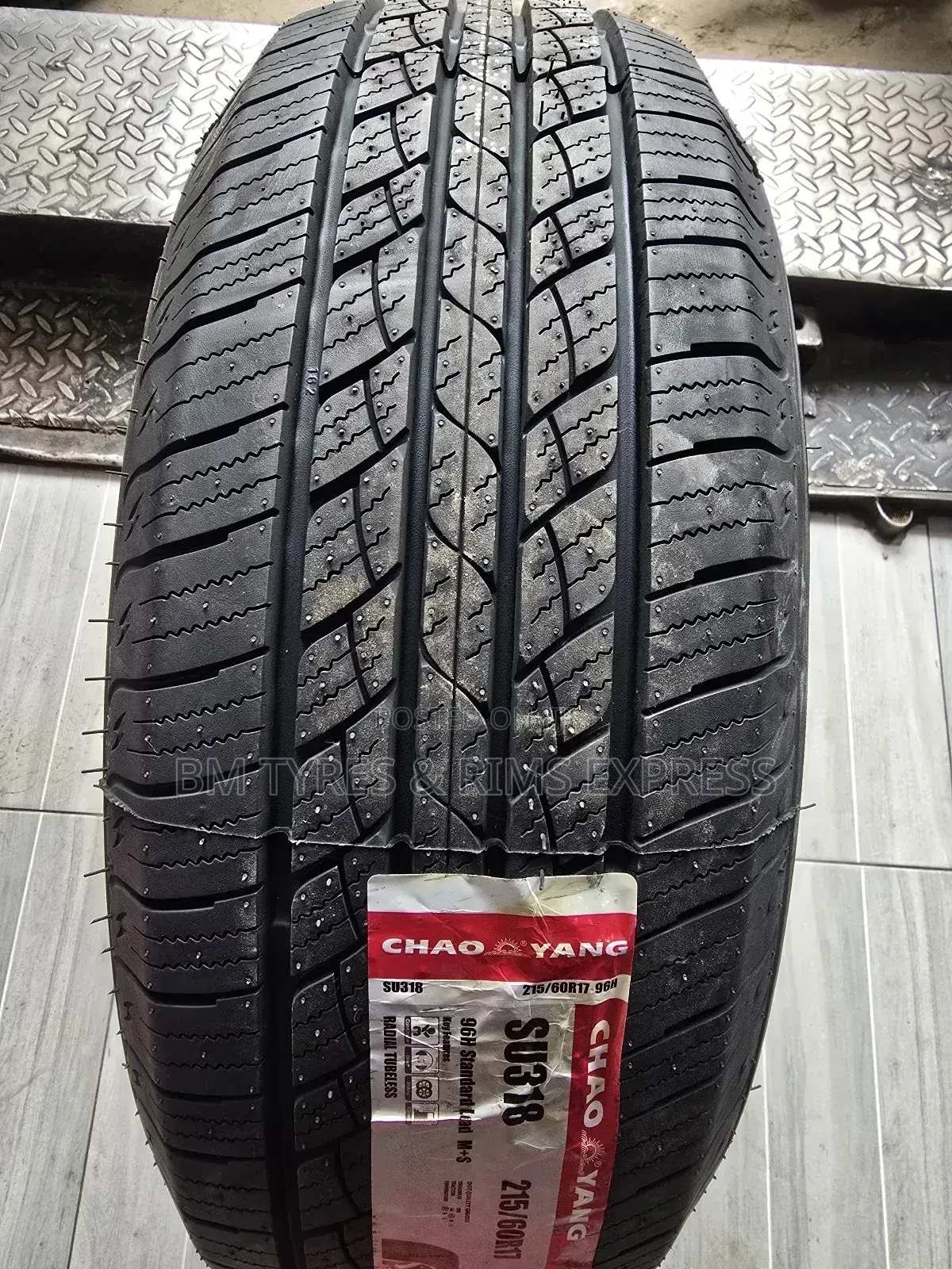 215 /60 R17 Chaoyang Tyres (Highway).