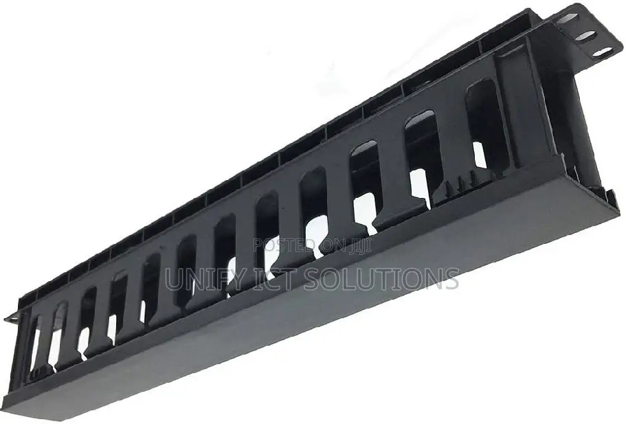 Giganet 2u Cable Manager Closed