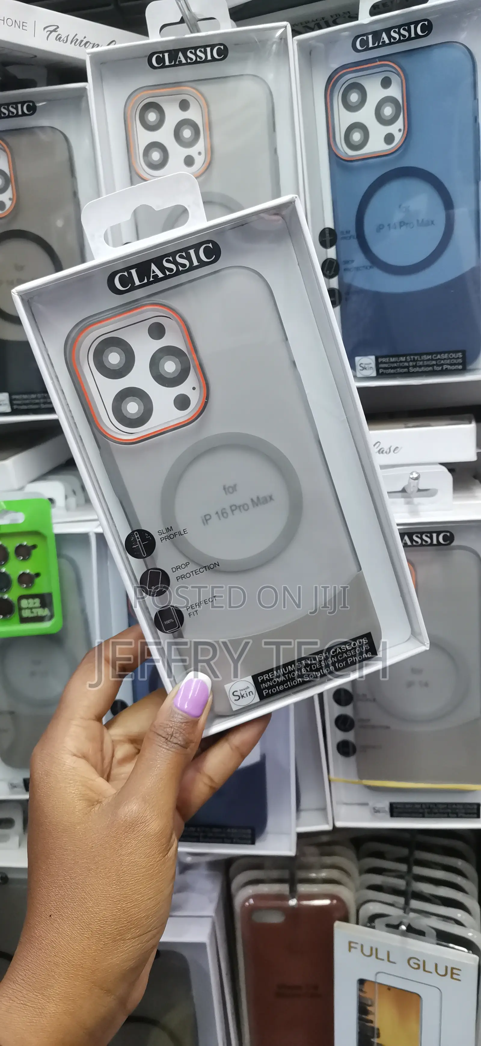 Setter iPhone 16 Pro Max Translucent Matte 2 in 1 Magsafe Case