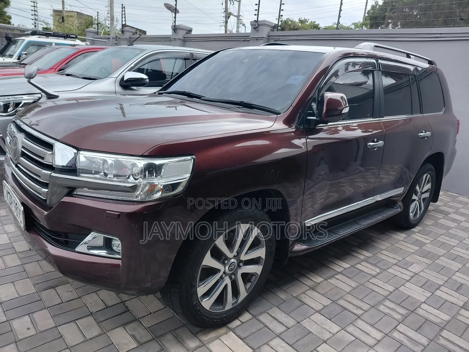 Toyota Land Cruiser 2017 Maroon