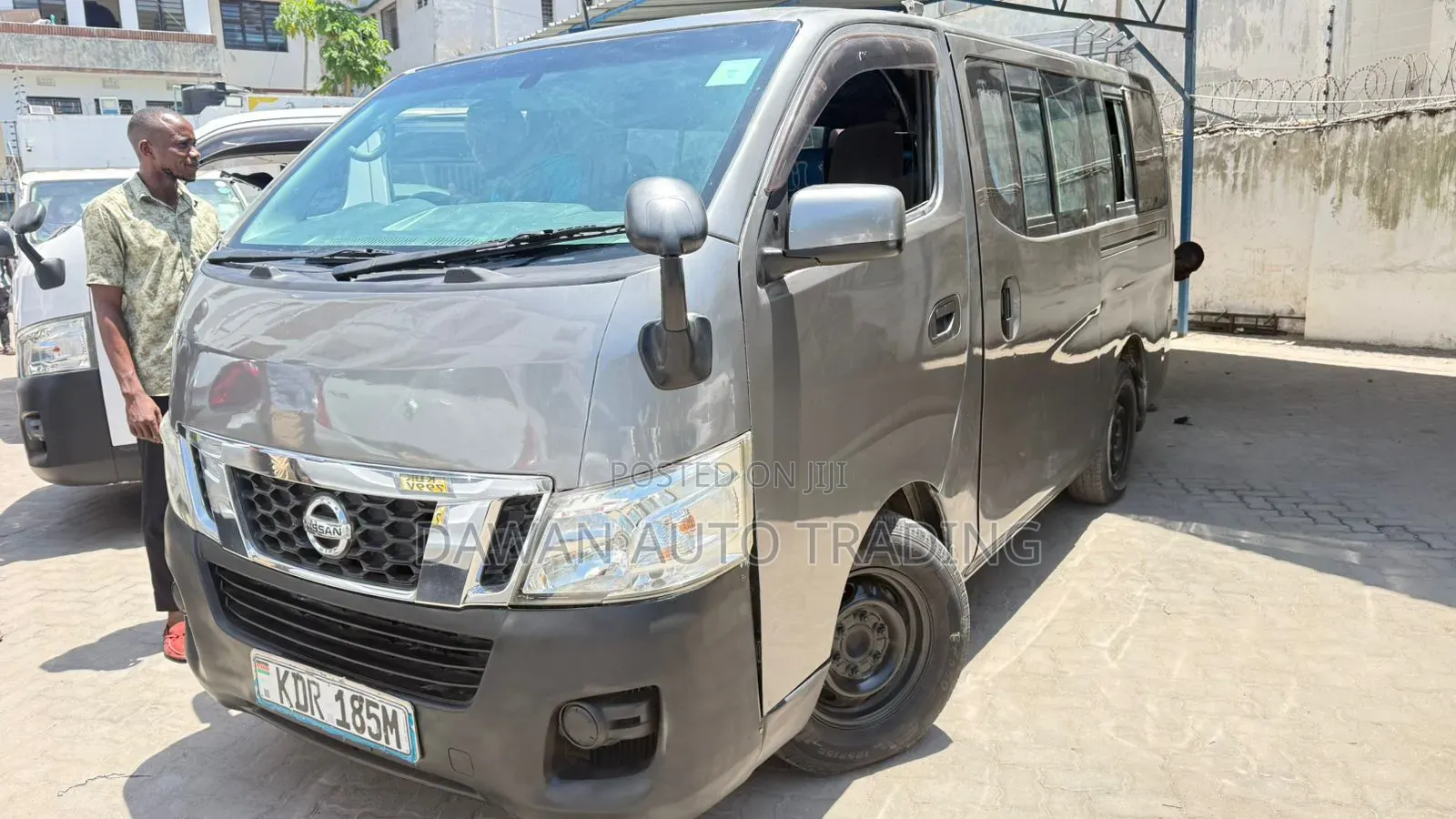 Nissan NV350 2018 Gray