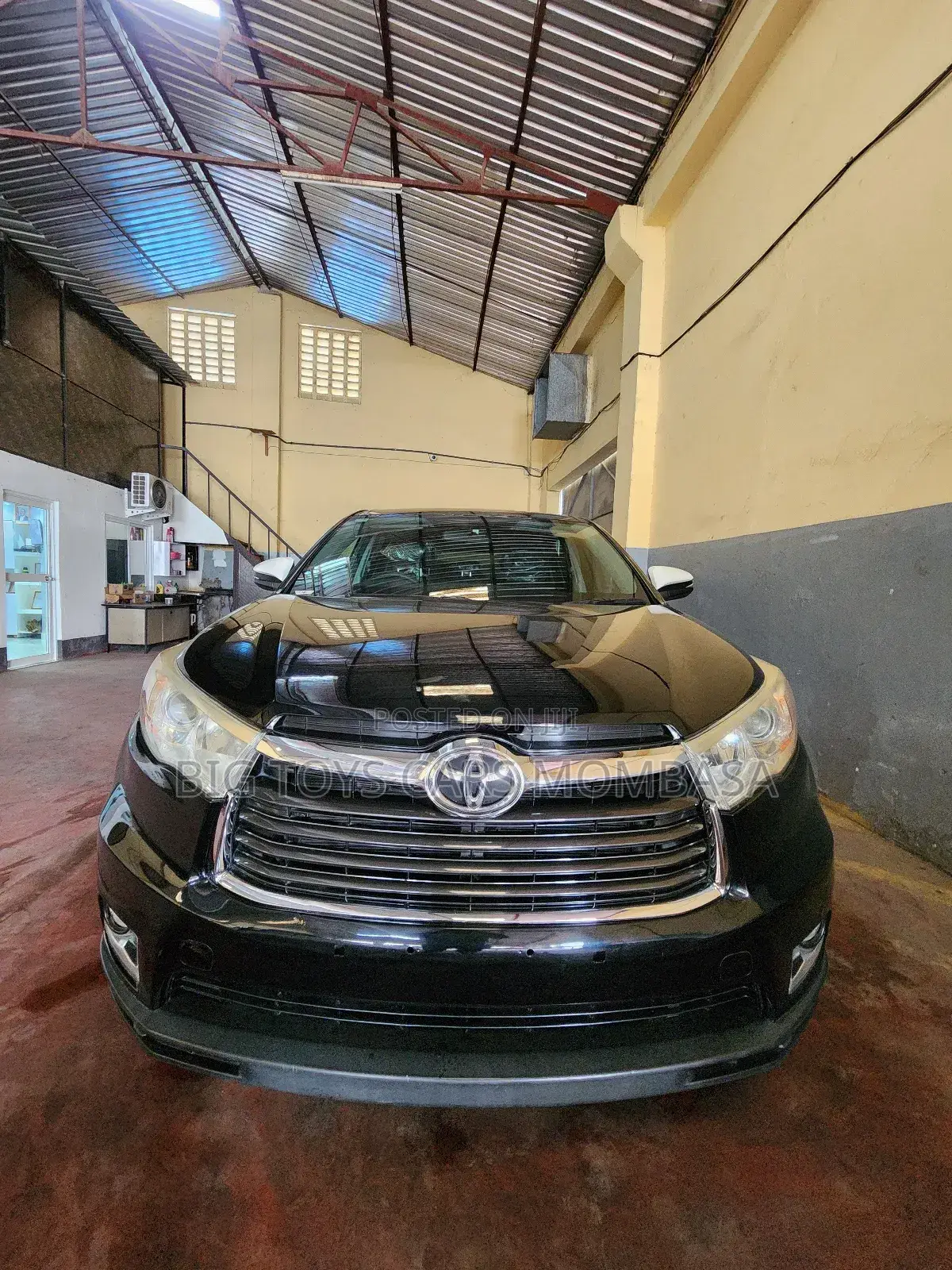 Toyota Kluger 2016 Black