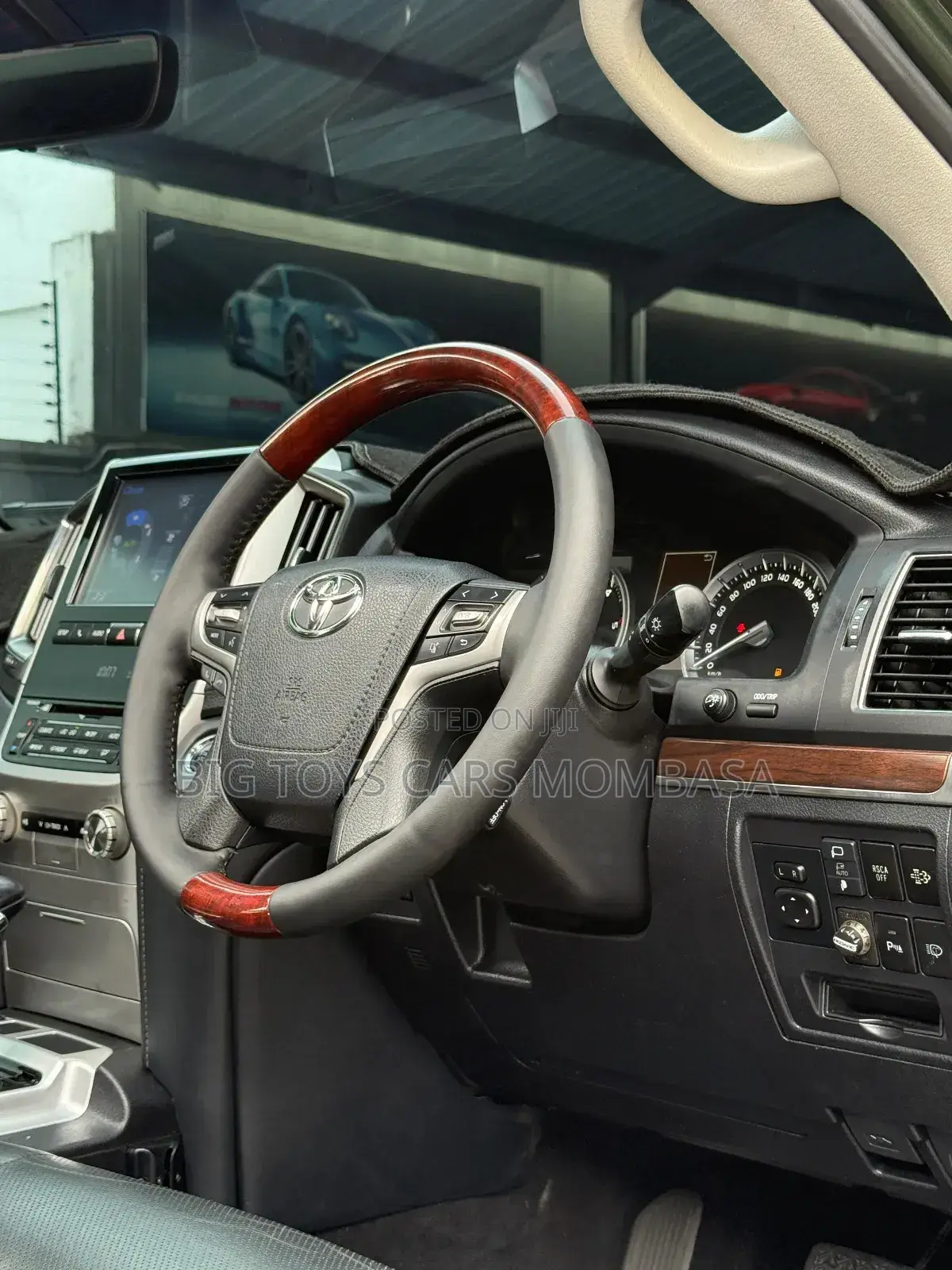 Toyota Land Cruiser 4.5 V8 TD 2018 Green