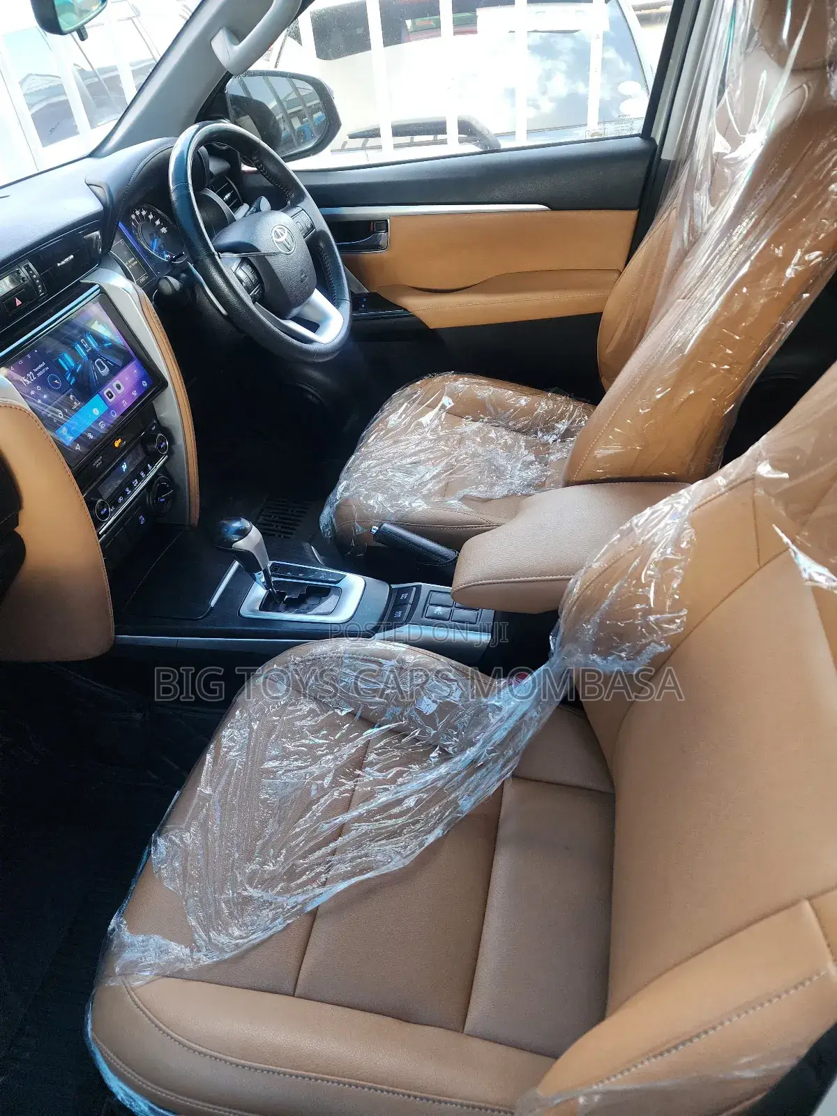 Toyota Fortuner 2.4 D AWD 2019 White