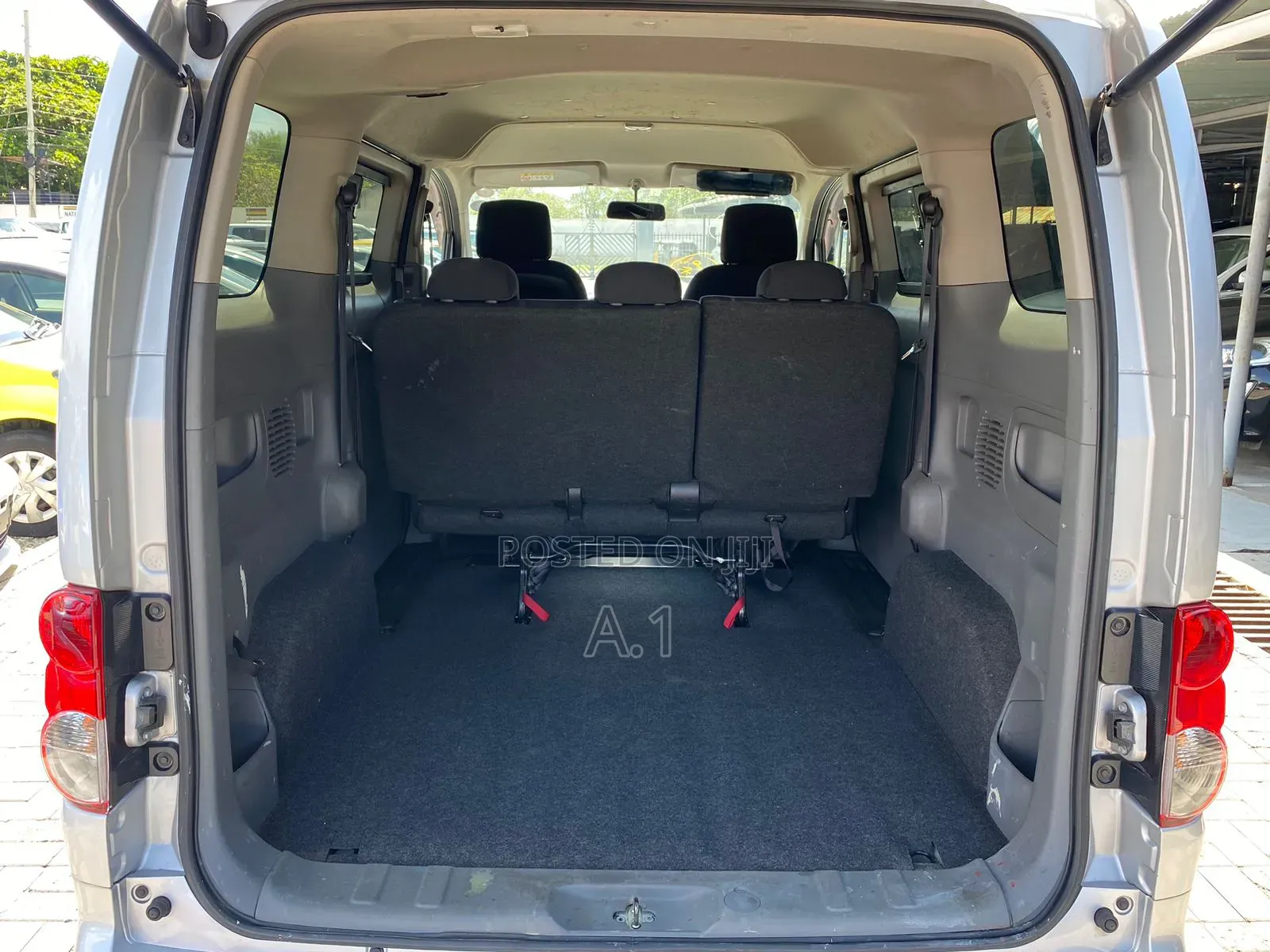 Nissan NV200 2019 Grey