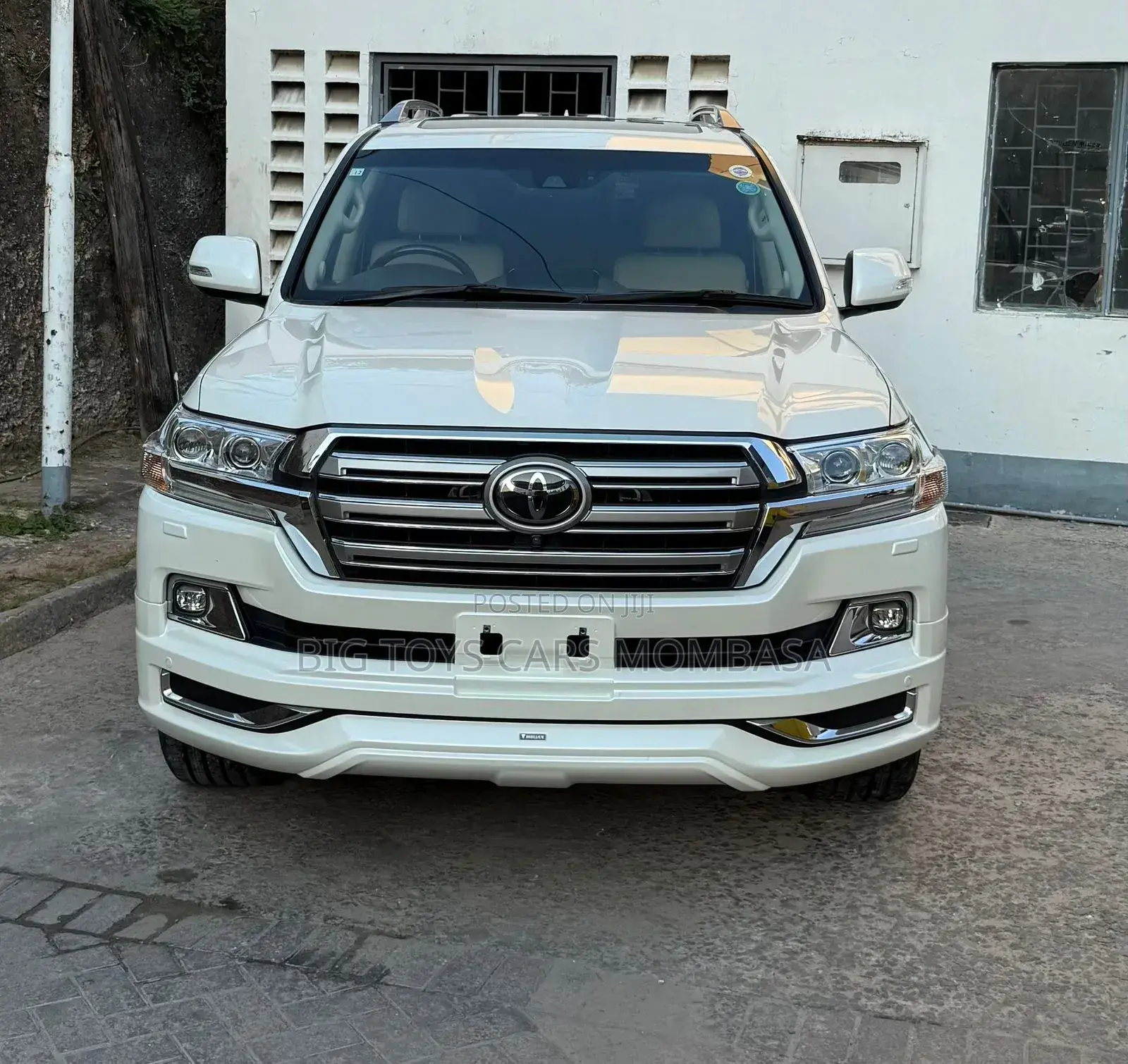 Toyota Land Cruiser 2018 White