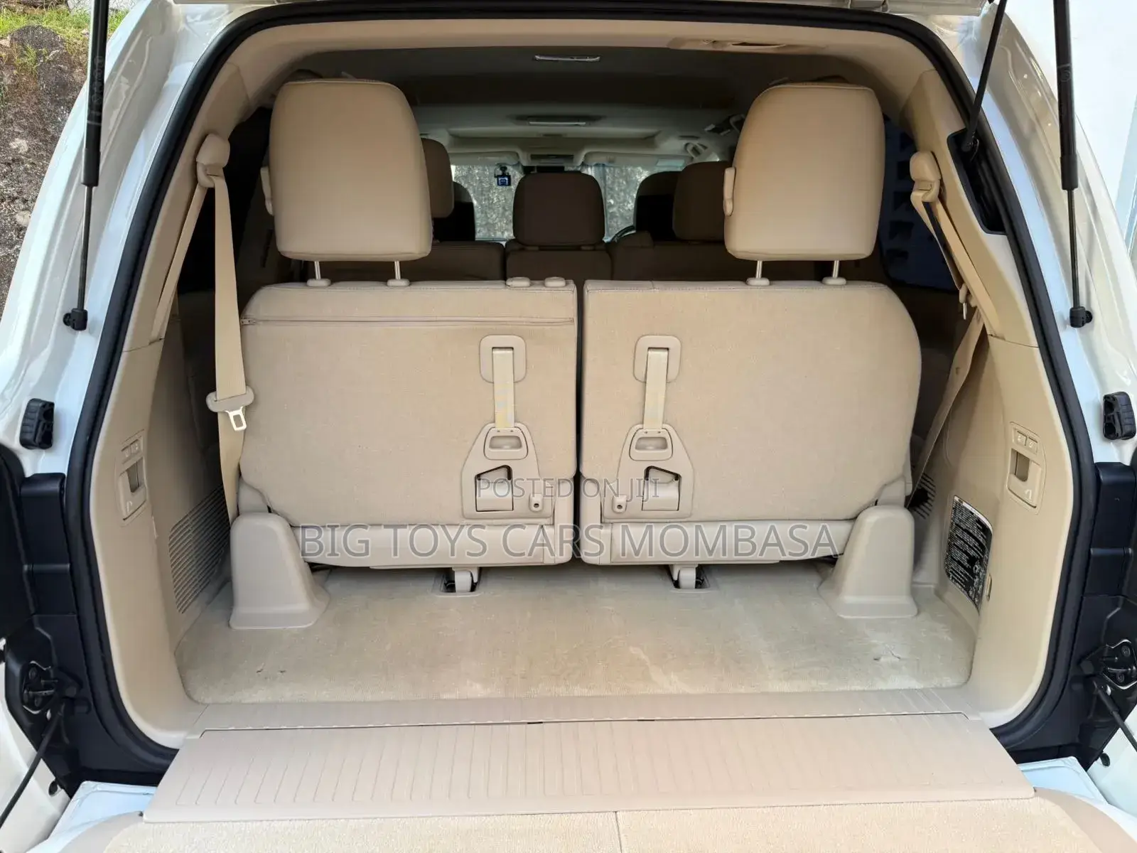 Toyota Land Cruiser 2018 White