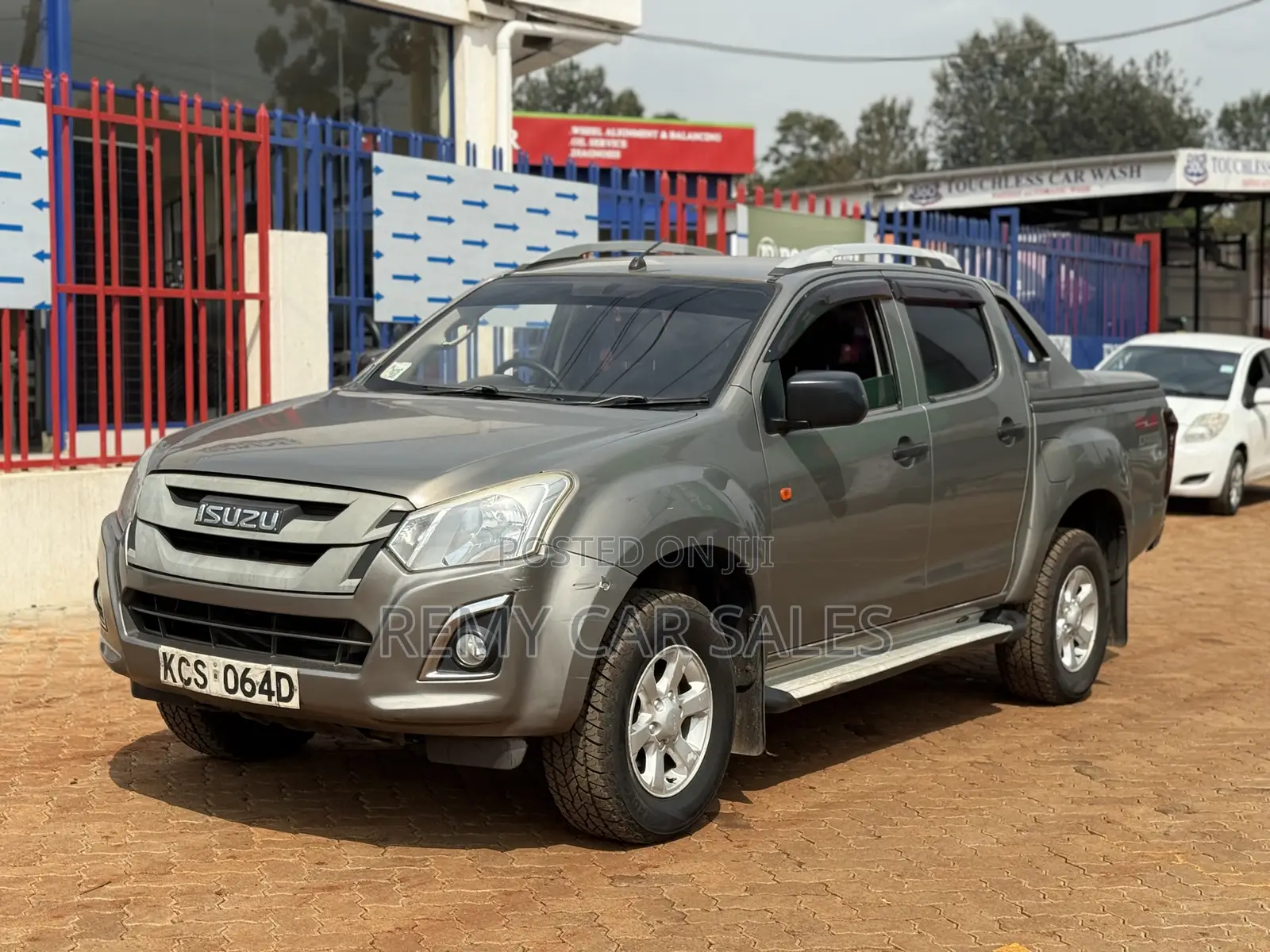 Isuzu D-MAX 2018 Gray