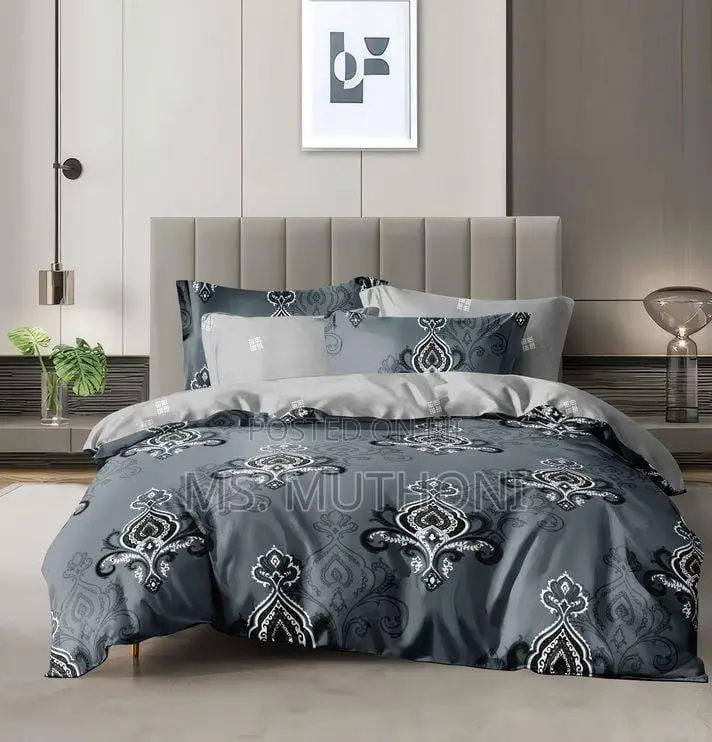 Size 6×7 * Quality Binded Duvet Set.*