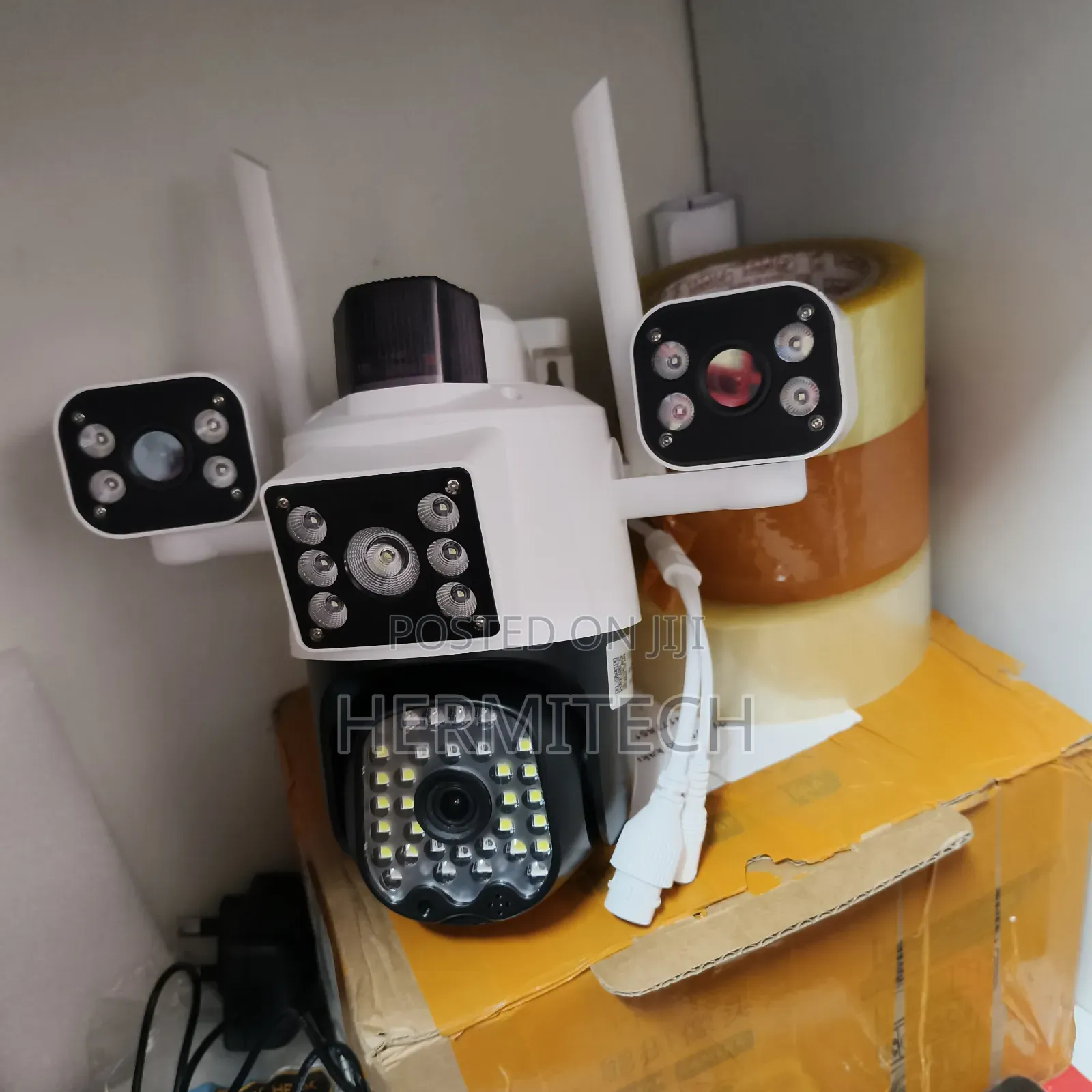 Quality 4g Enabled CCTV Camera With Triple Lens