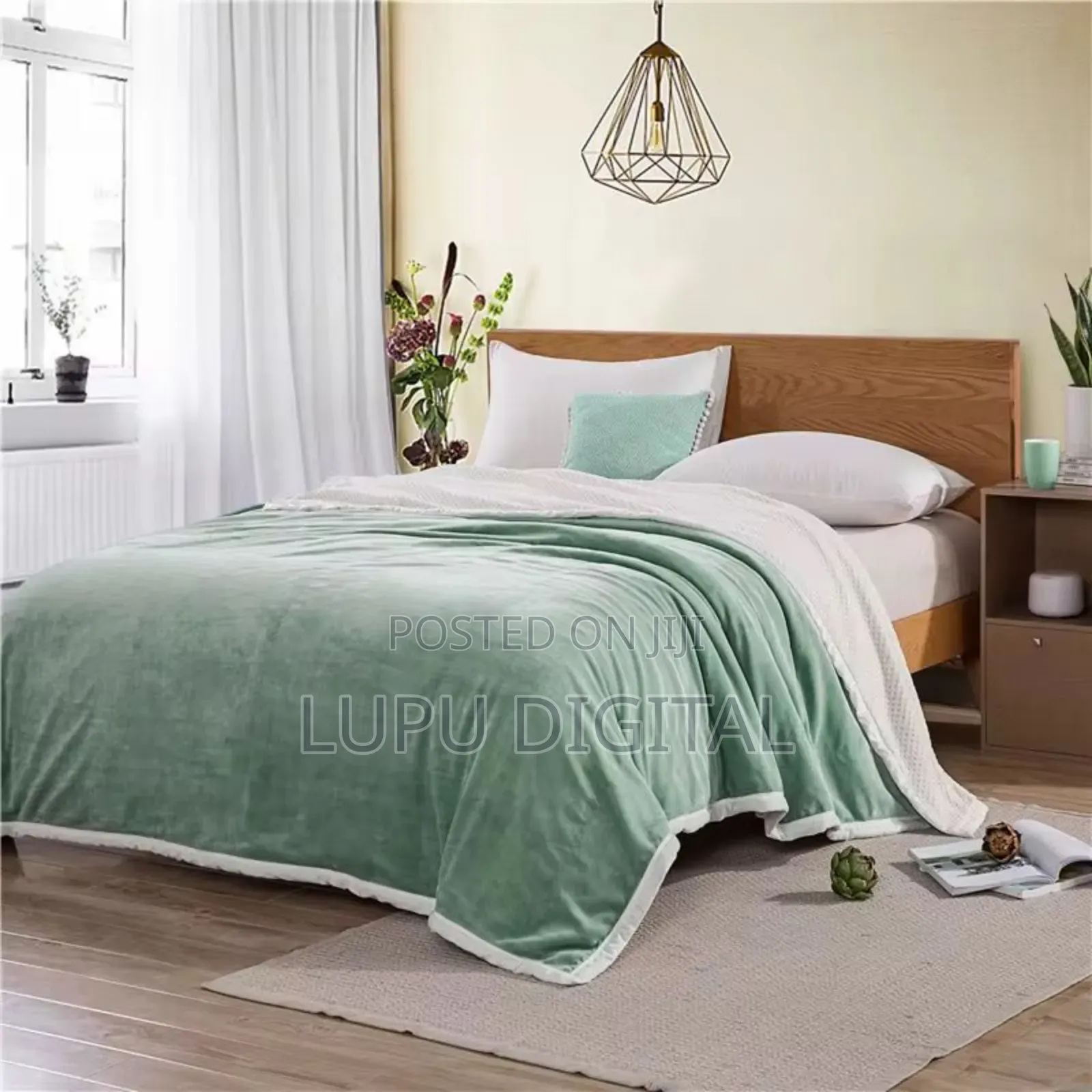 Luxury Ultra Warm Weighted/Double Layered Sherpa Blanket