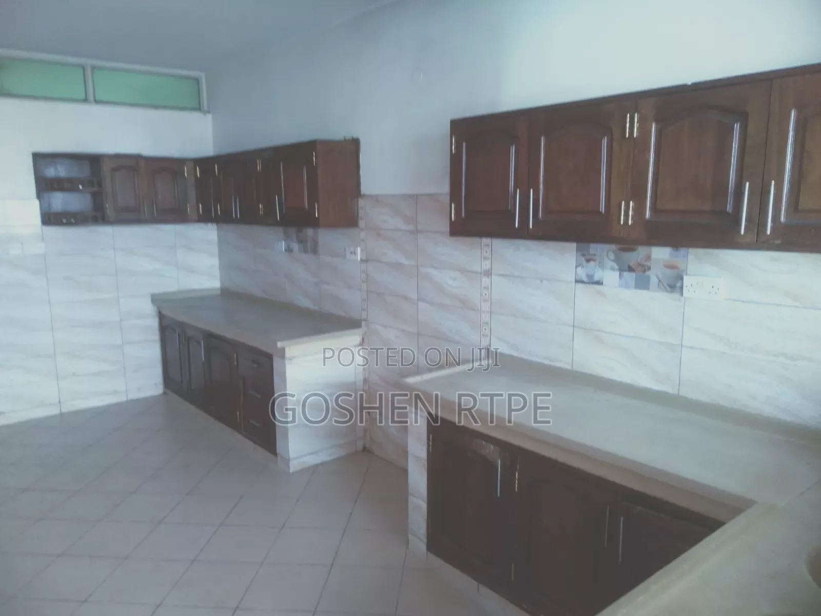 3bdrm Apartment in Ganjoni Mombasa City for rent