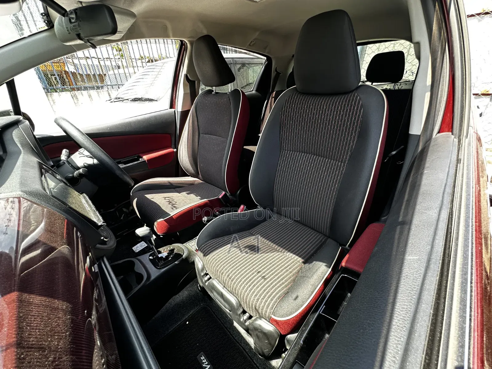 Toyota Vitz 1.5 FWD Hybrid 5dr 2019 Red