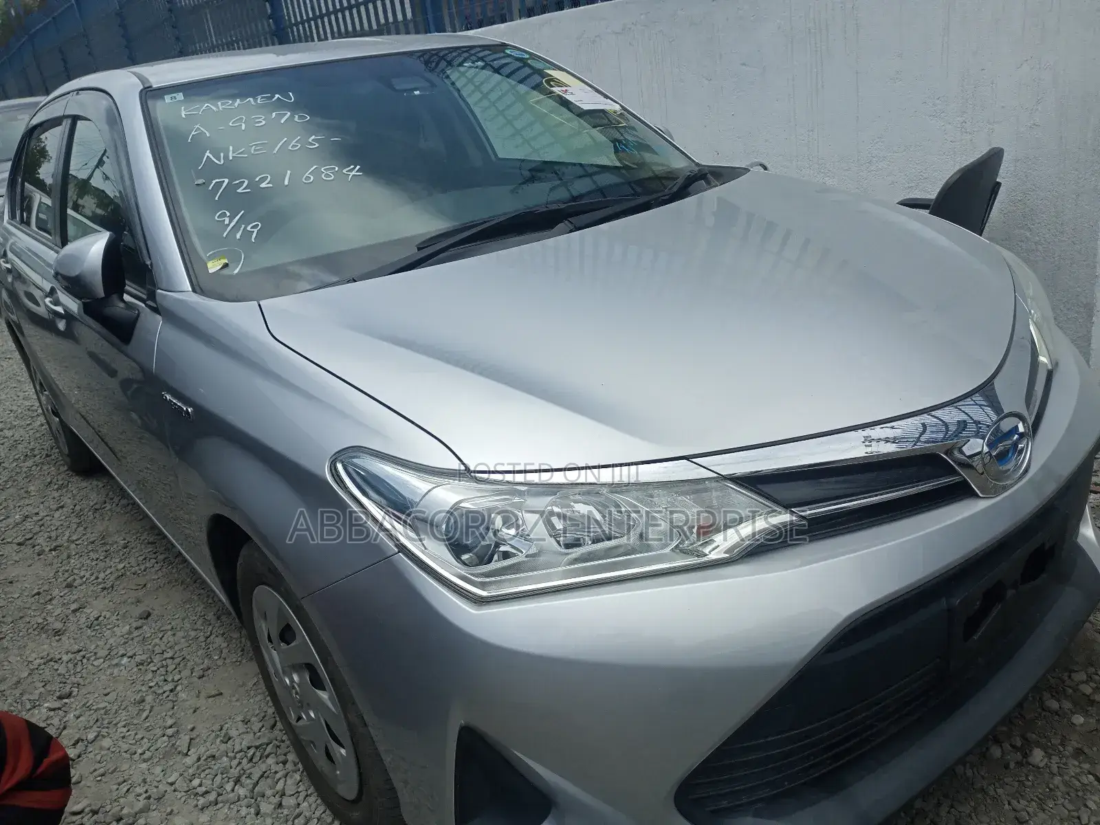 Toyota Axio 2018 Silver