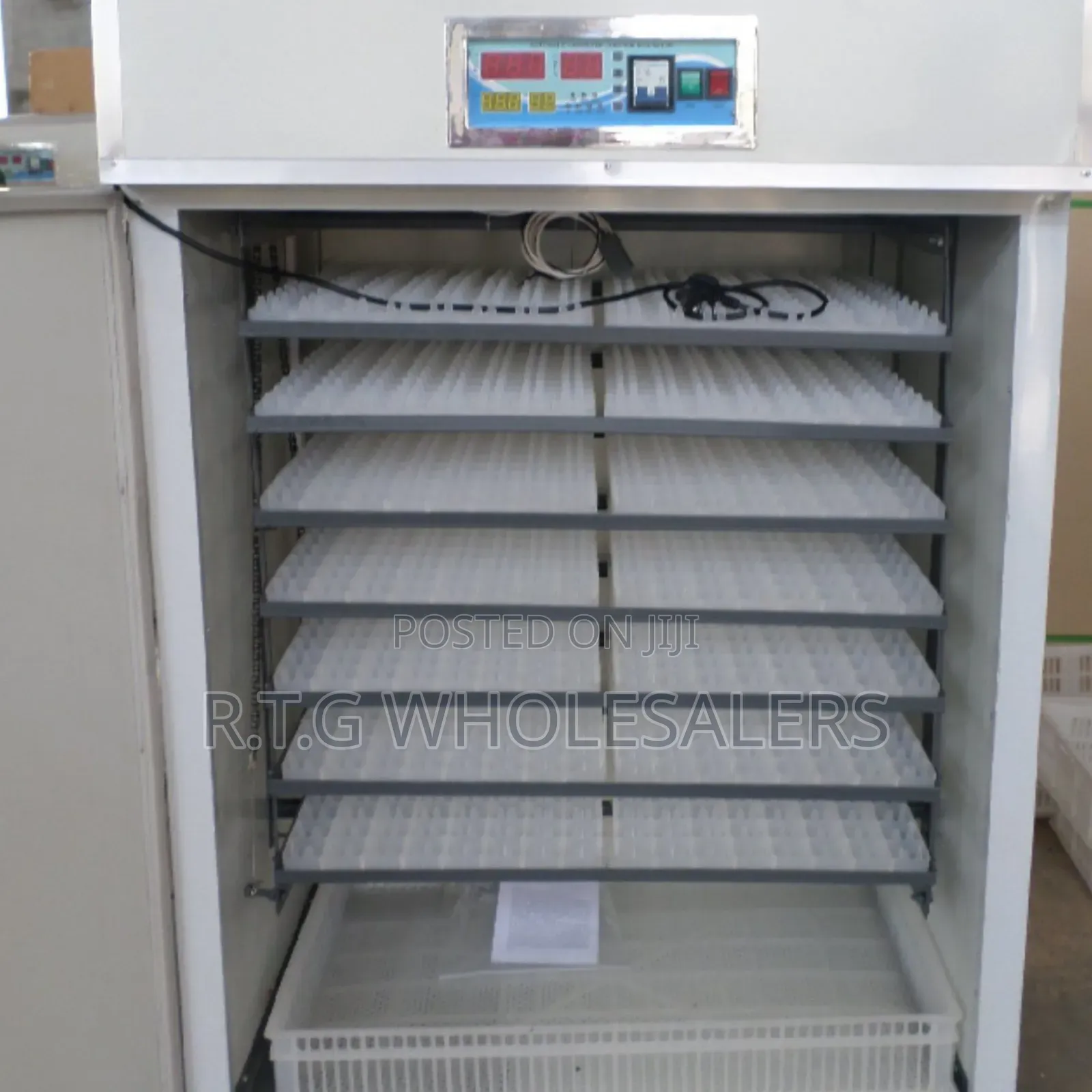 Automatic 64-Egg Incubator With Temperature Control